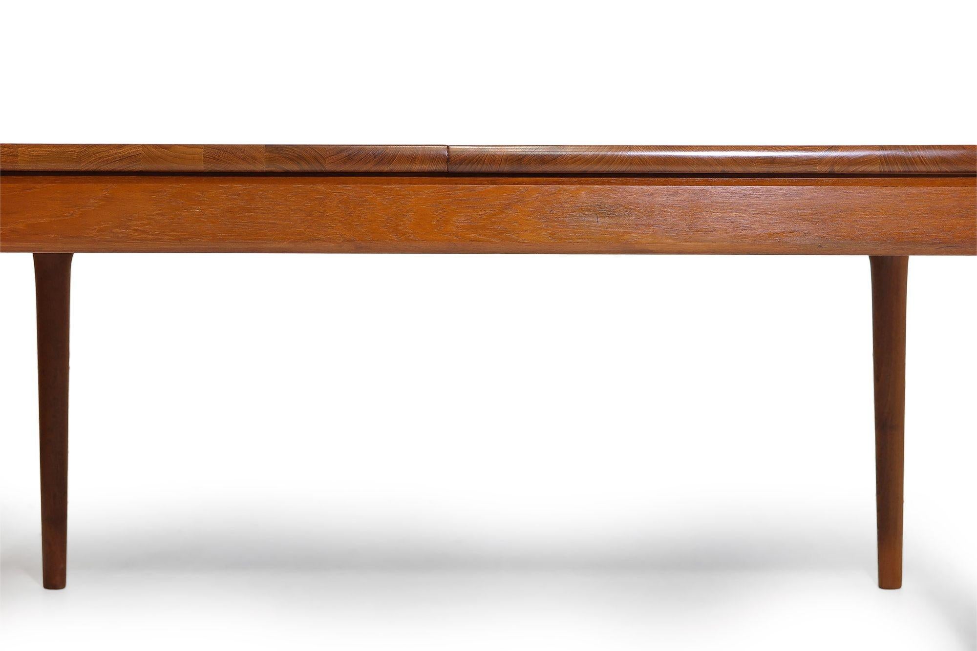 Mid-century Glostrup Mobelfabrik Solid Teak Dining Table In Excellent Condition For Sale In Oakland, CA