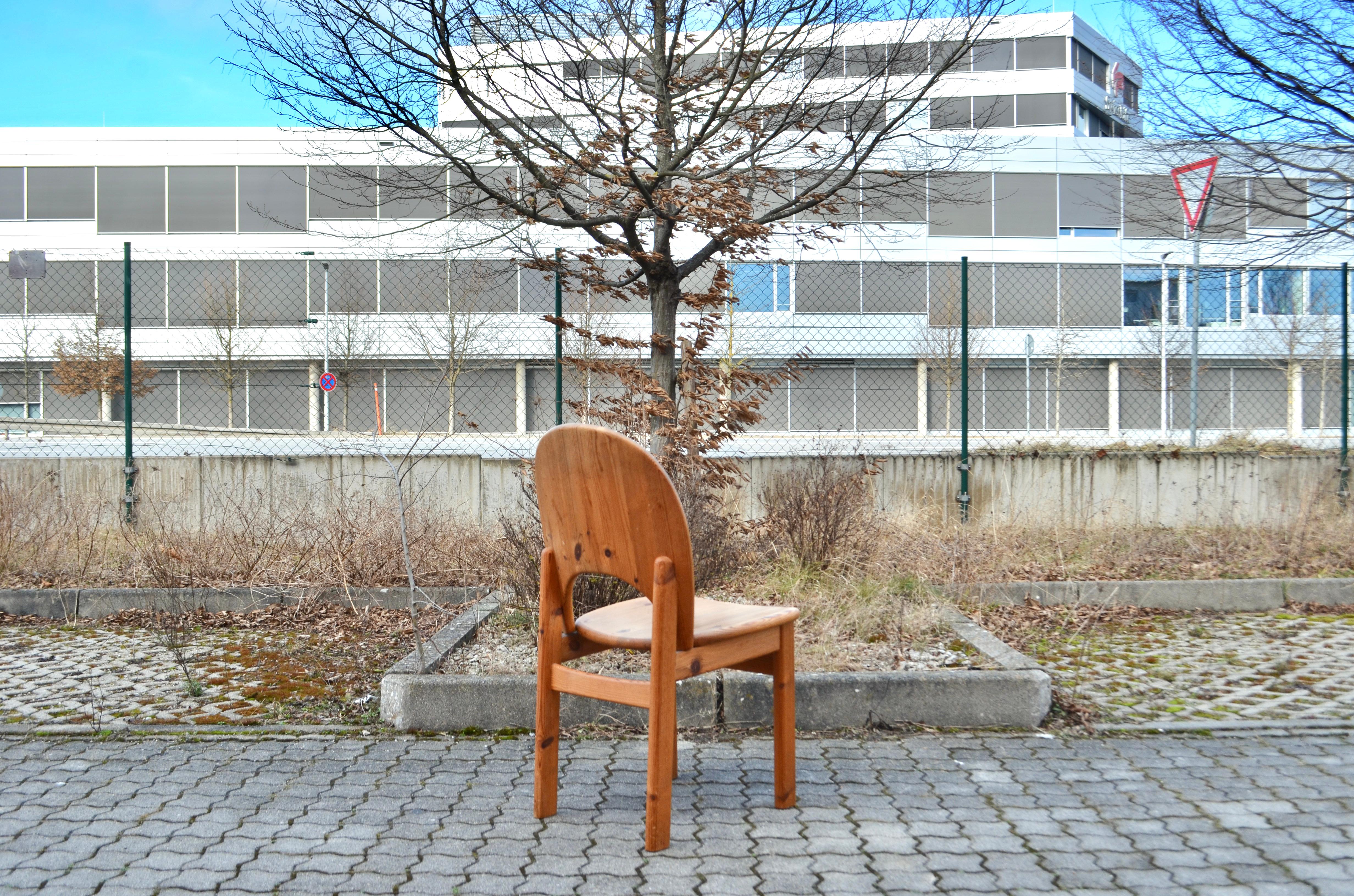 Glostrup Scandinavian Pine Danish Dining Set Ensemble 4x Chairs & Table For Sale 10