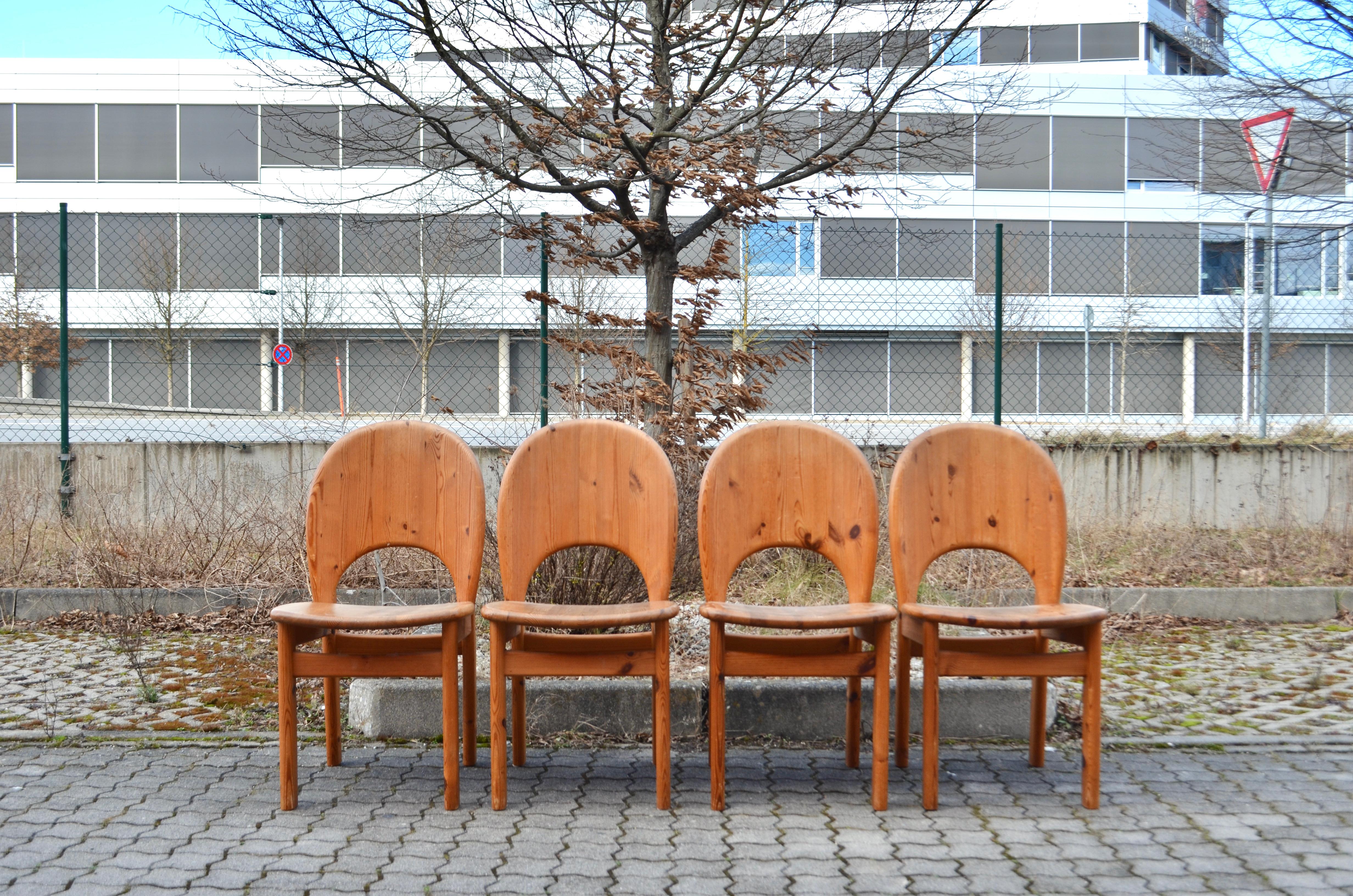 Wood Glostrup Scandinavian Pine Danish Dining Set Ensemble 4x Chairs & Table For Sale