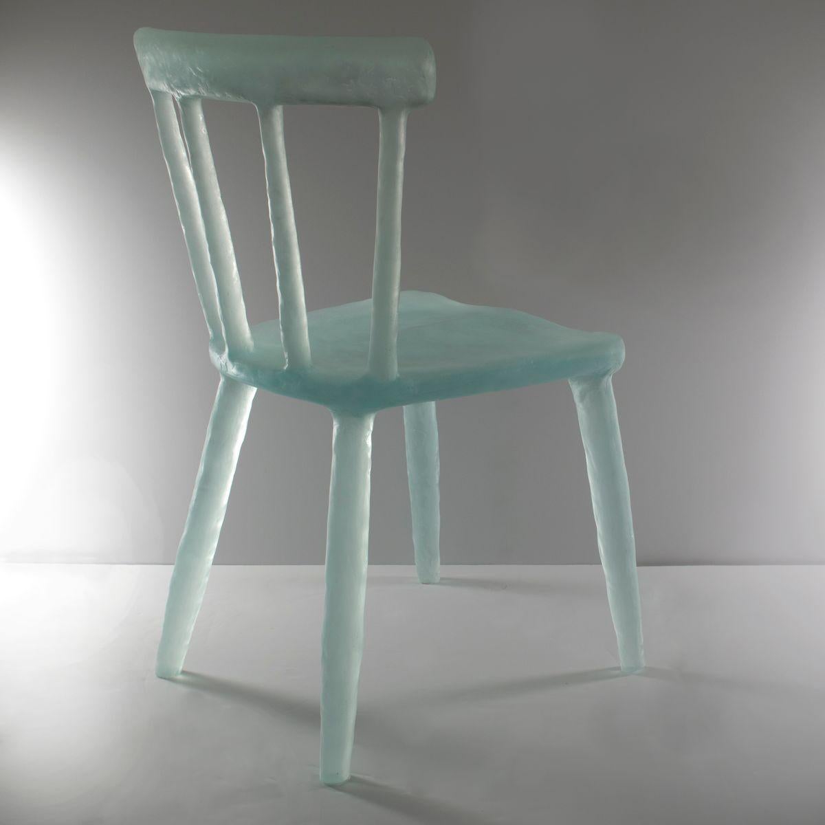 Glow Chair 'Grey' in Recycled Plastic For Sale 3