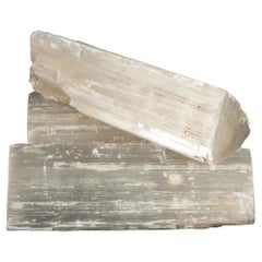 Loges Selenite Glowing: Nature's Luminescent Firewood