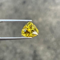 Glowing Yellow Chrysoberyl 3.70 Carats Precision Cut Natural Sri Lankan Gemstone