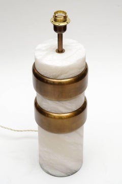 Glustin Luminaires Creation, Paar Alabaster-Lampen mit Messingringen