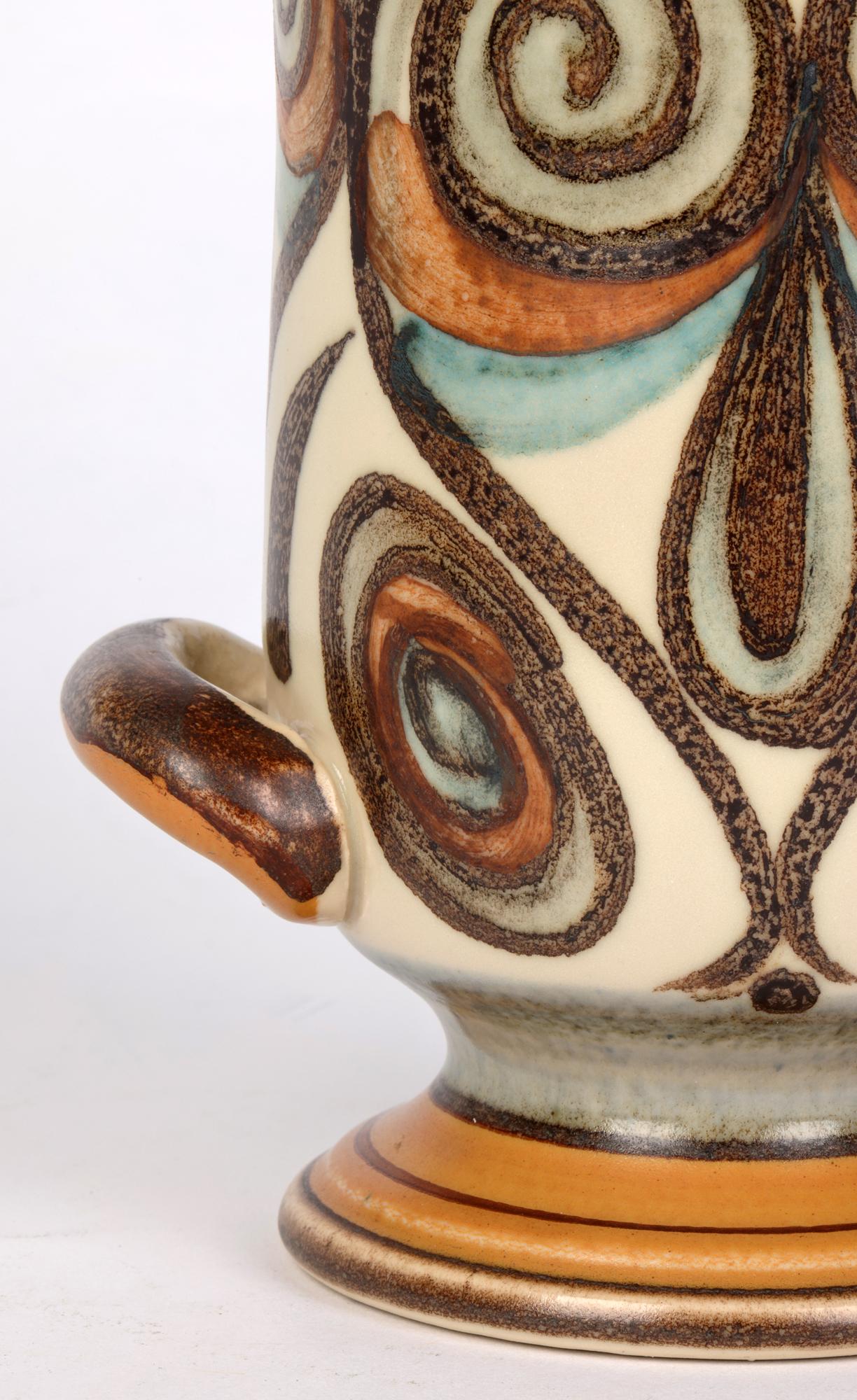 Peint à la main Vase à motif Soraya de la poterie Langley Glyn Colledge en vente