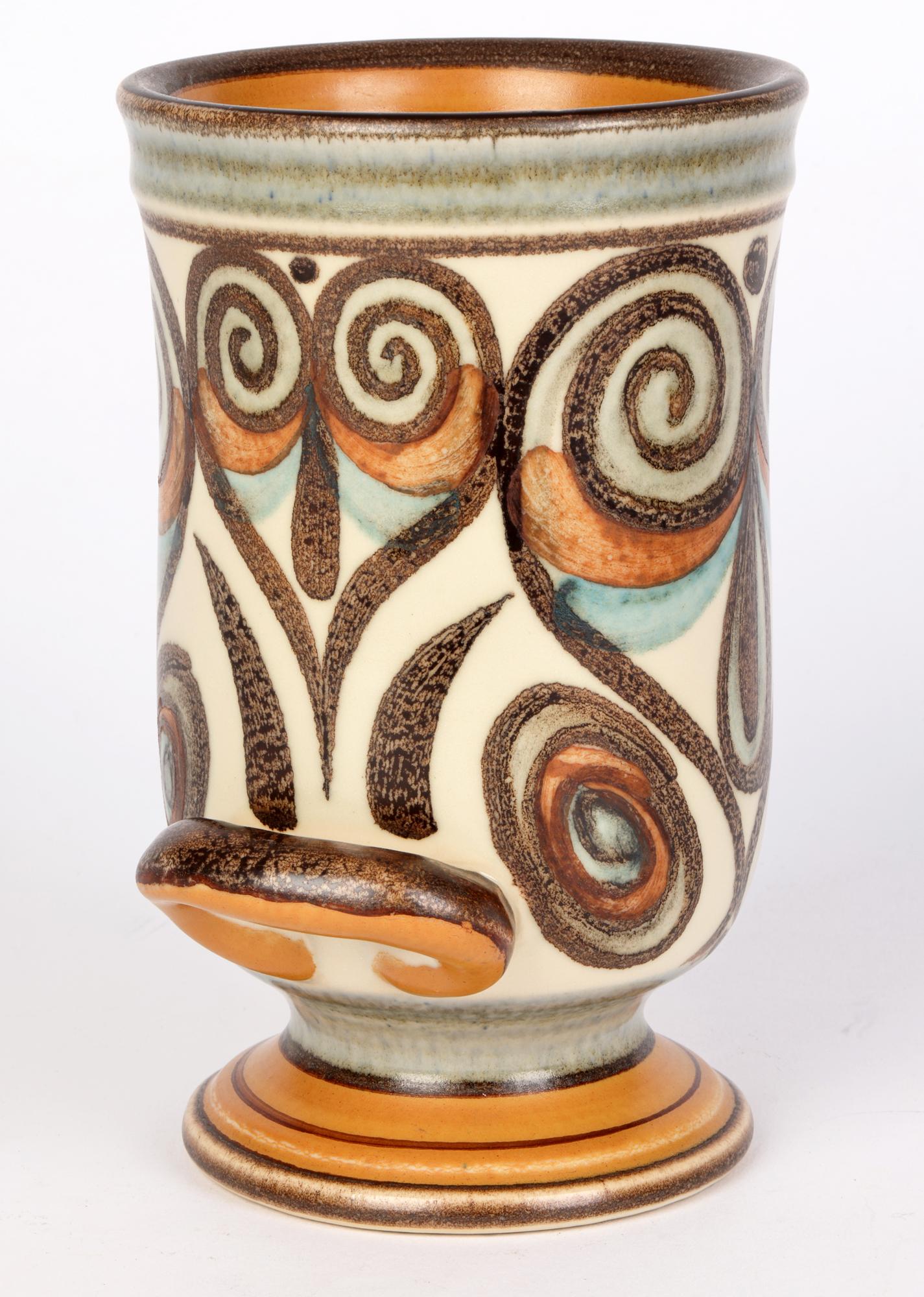 Fin du 20e siècle Vase à motif Soraya de la poterie Langley Glyn Colledge en vente