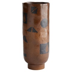 Glyph-Vase, groß – handbemalte, glasierte Keramikvase