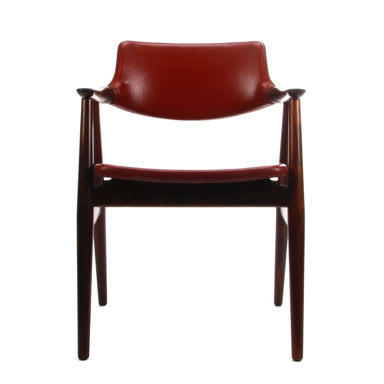 GM 11 armchair by Svend Åge Eriksen for Glostrup Møbler in the 1960s - beautiful Danish midcentury armchair with leather seat and back, in very good vintage condition.

The GM 11 armchair is constructed of a solid Mexican Rosewood frame with