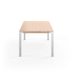 Table GM2114 en chêne, design par Nissen & Gehl MDD