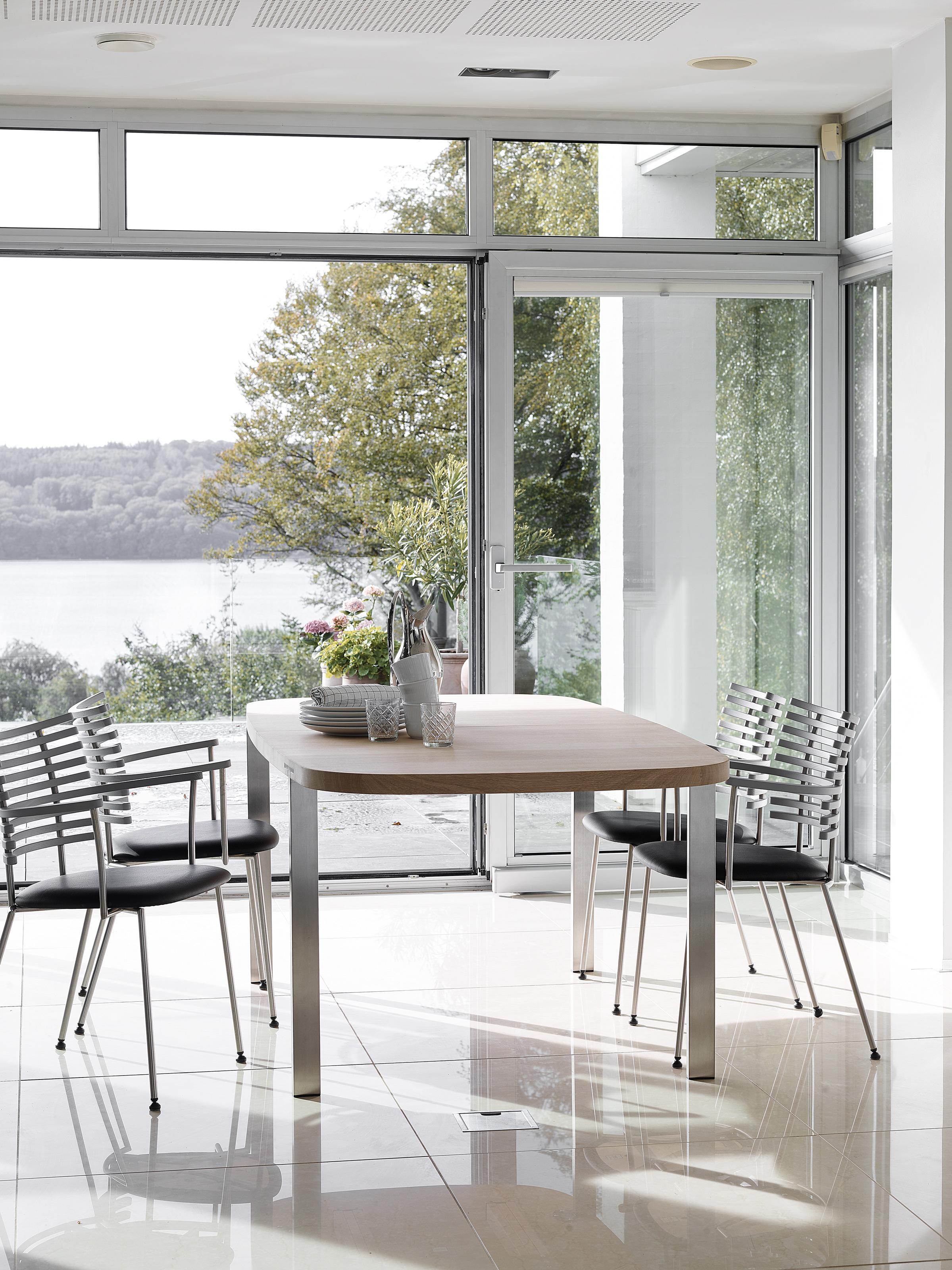 Danish GM2122 Super Ellipse Table, Oak - Design by Nissen & Gehl MDD For Sale