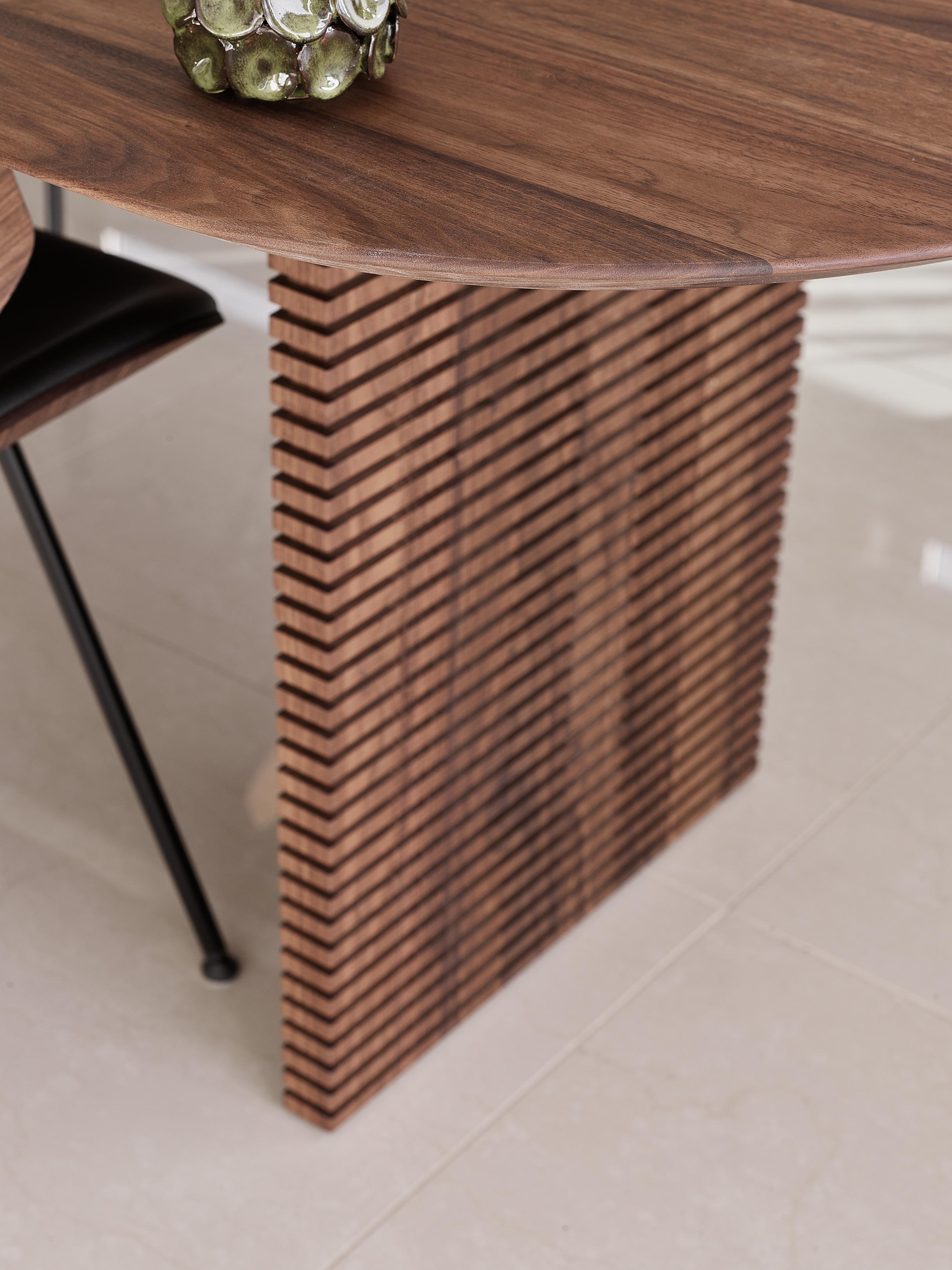 Danois GM3540 Semi table, Noyer - Design by Gramrode Møbelfabrik en vente