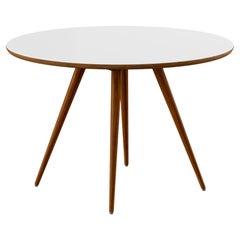 GM3900 Edge Round Table, Walnut, White Corian - Design by Nissen & Gehl MDD