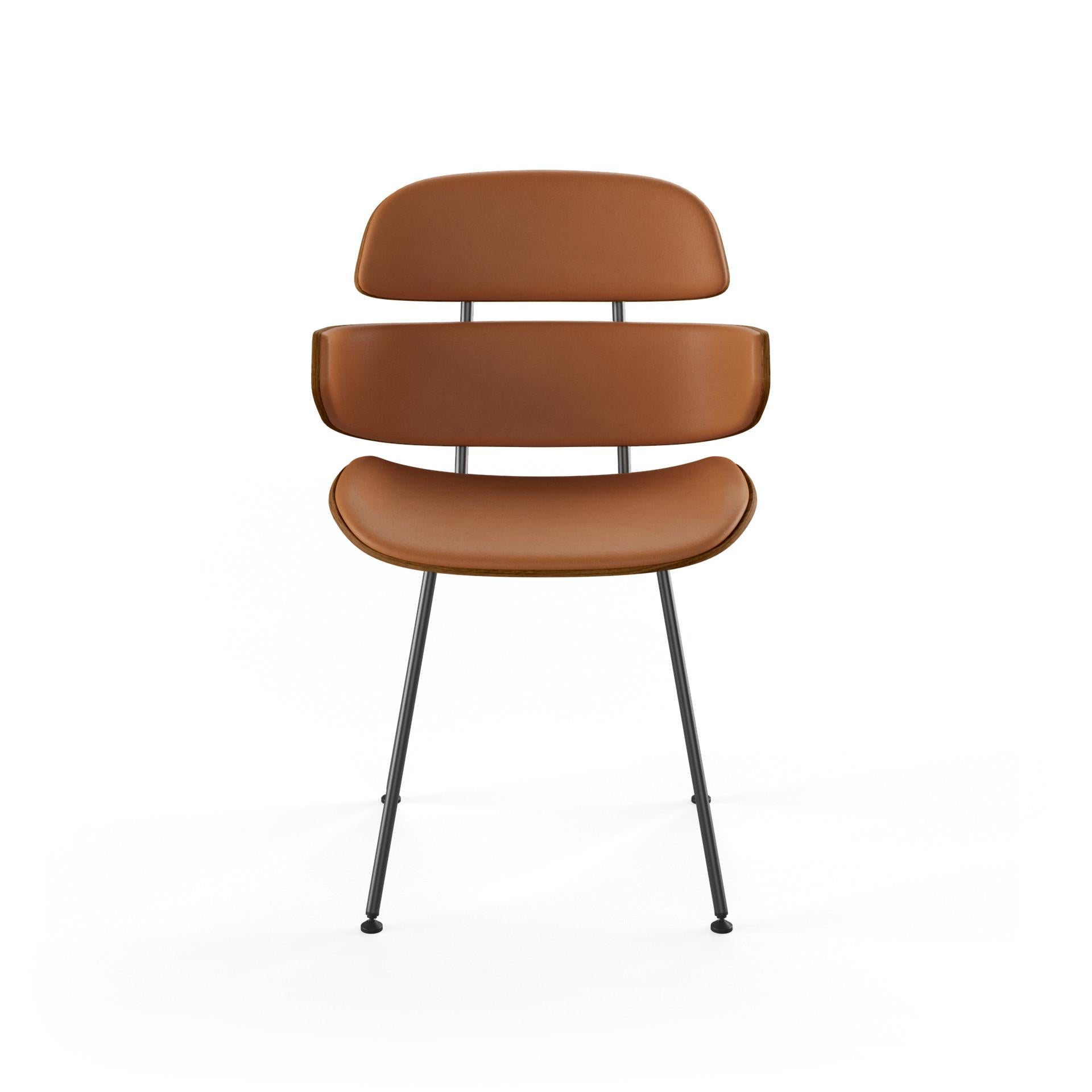 Scandinavian Modern GM576 Midas Armchair, Walnut, Naver Select Leather -  Design by Susanne Grønlund For Sale