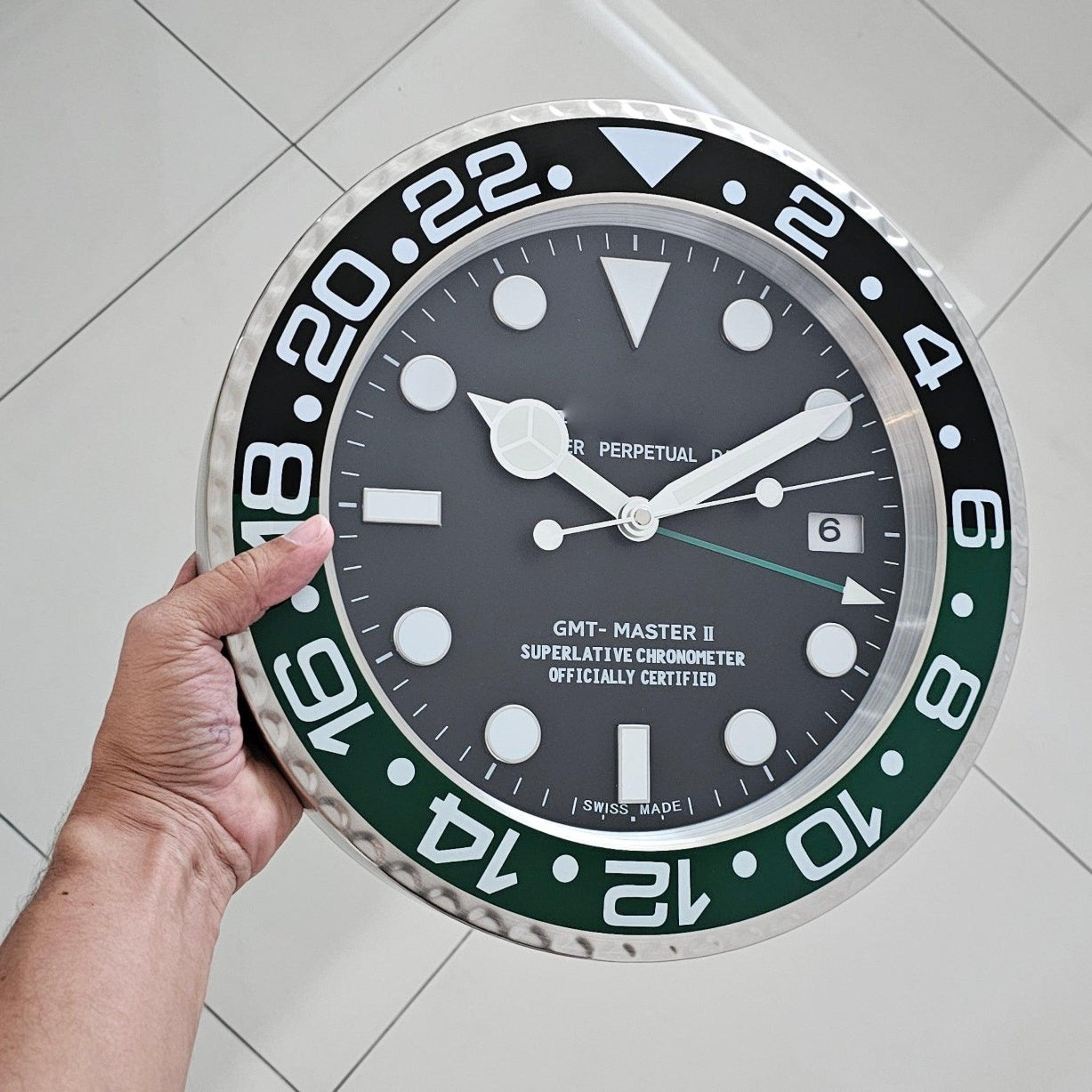 GMT-MASTER Store Display Wall Clock in Stainless Steel & Green Enamel For Sale 3