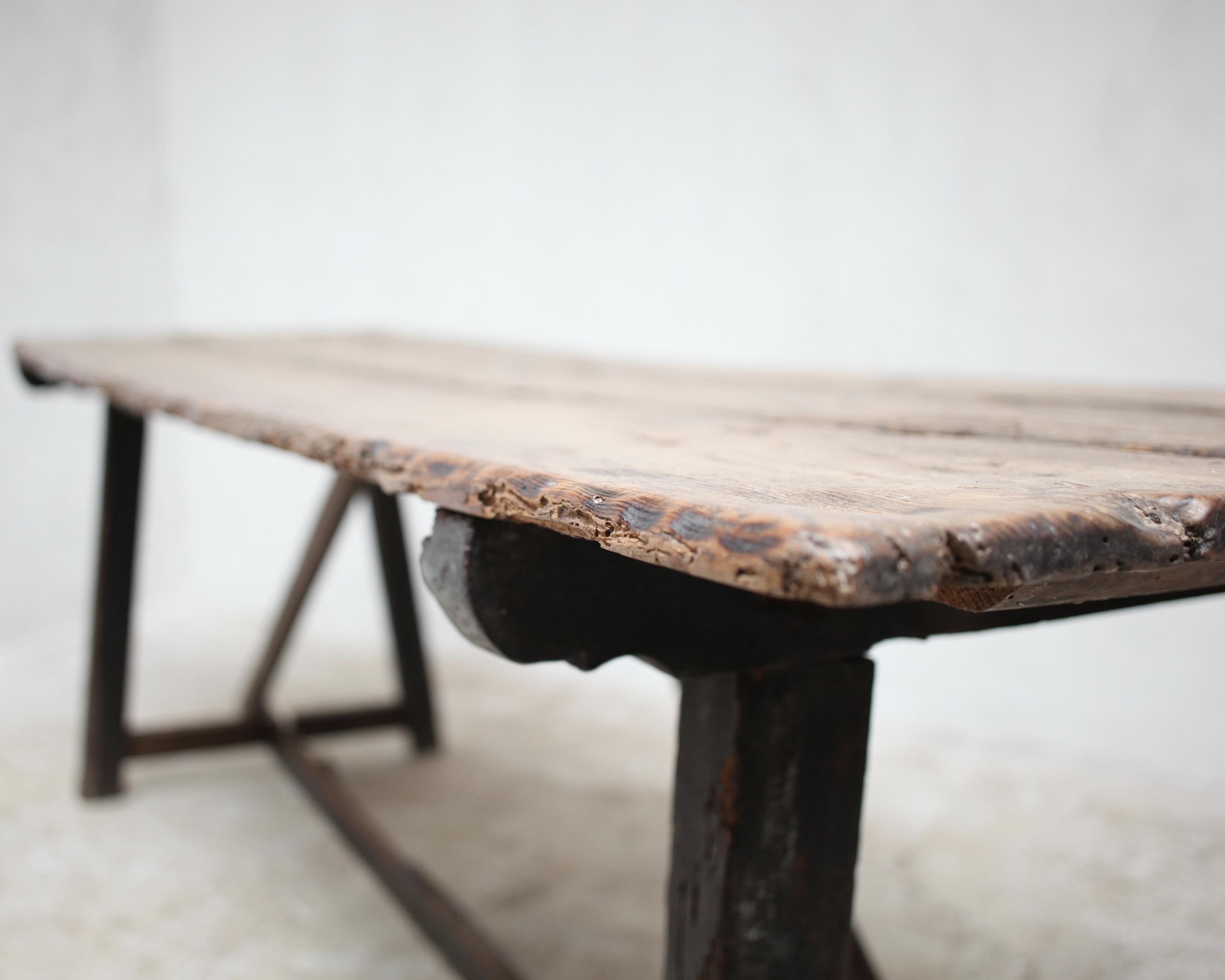 Mesa Catalana Wabi Sabi del S. XVIII en venta 9