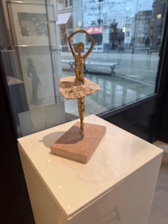 Ballerina - Bronze sculpture of a figurativ swirling ballerina contemporary art