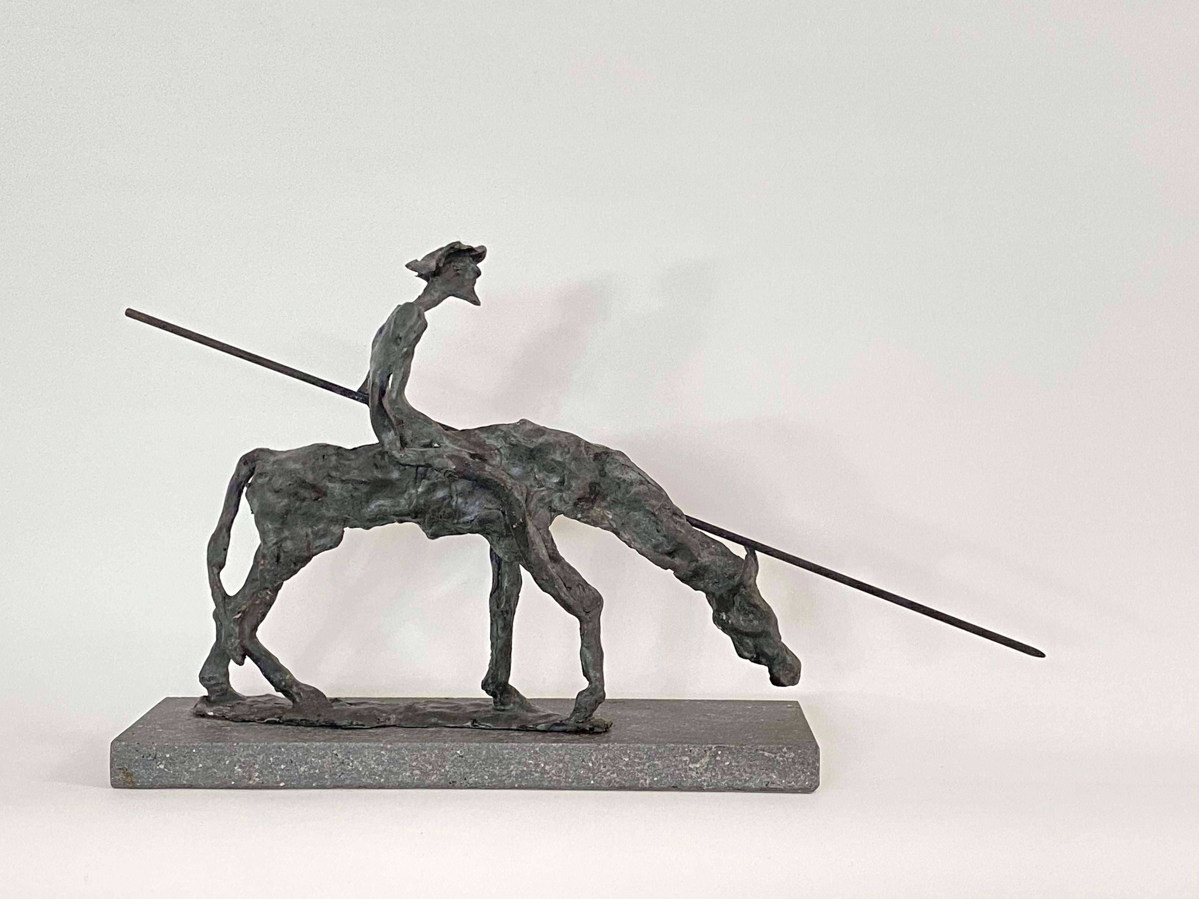 Don Quichotte - Bronze sculpture of a bull attacking figurativ contemporary art - Contemporary Sculpture by Günay Aliev