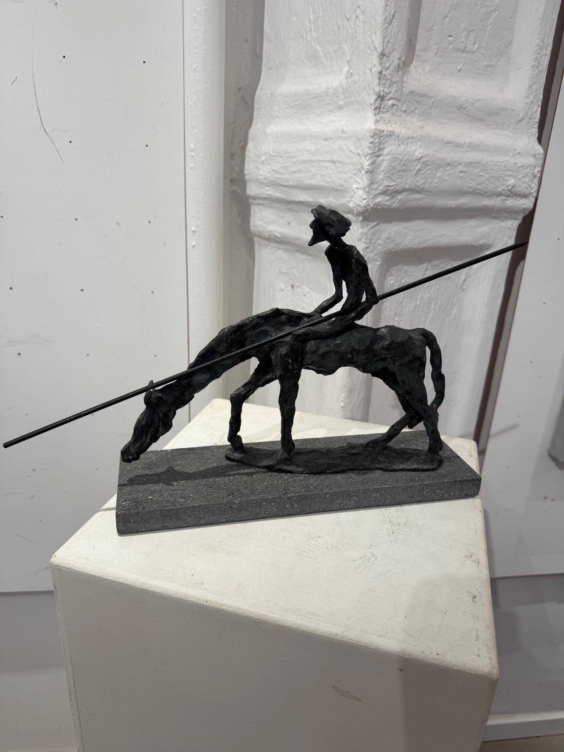 Don Quichotte - Bronze sculpture of a bull attacking figurativ contemporary art For Sale 2