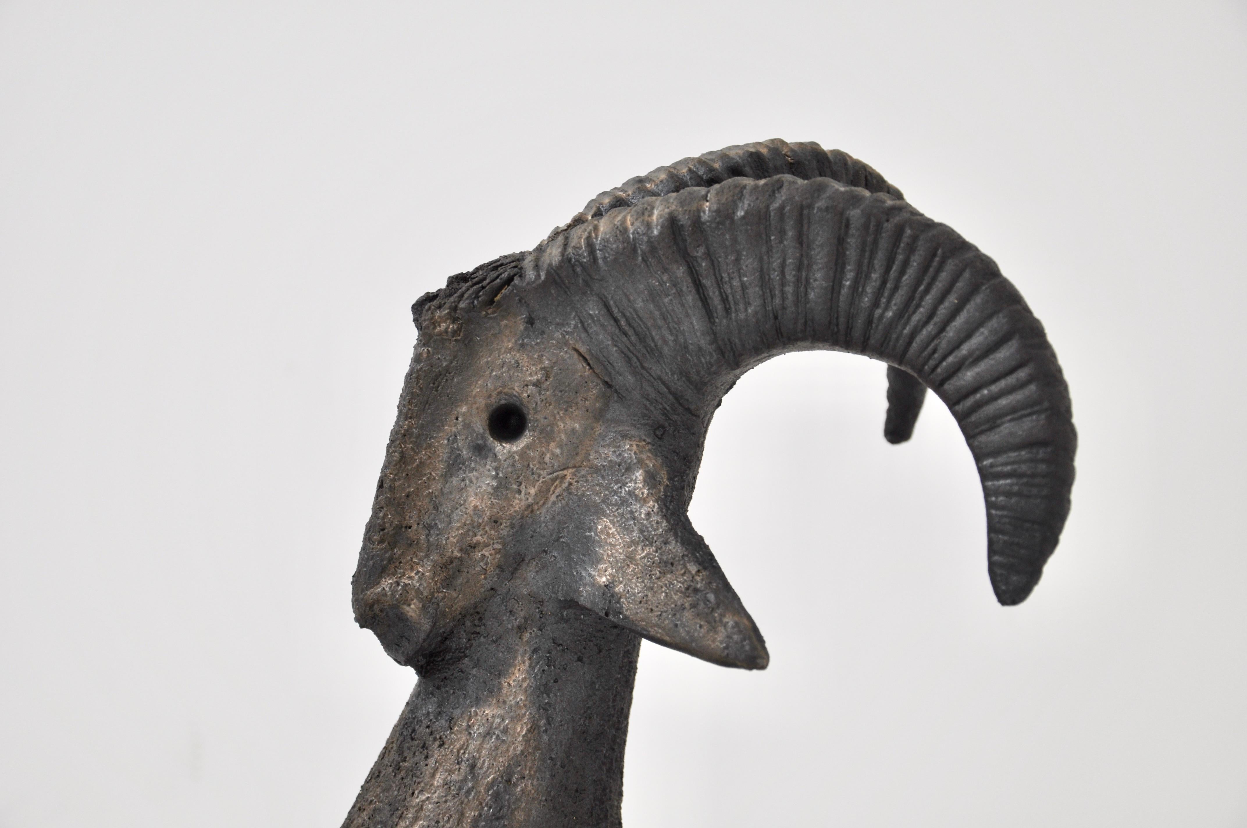 Mid-Century moderno Goat Ceramic by Dominique Pouchain in vendita
