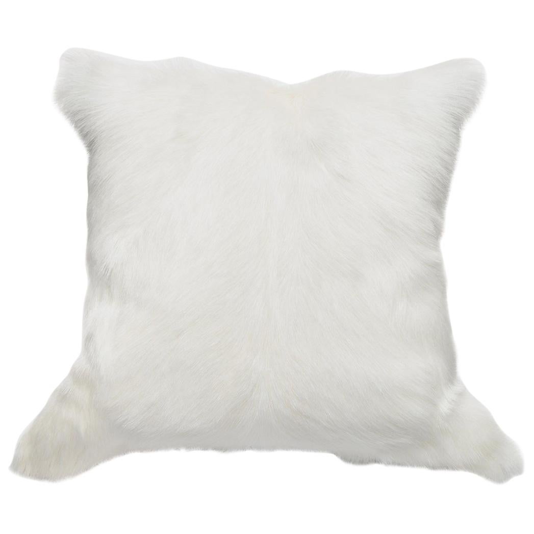 Coussin en poils de chèvre, blanc naturel, sur mesure