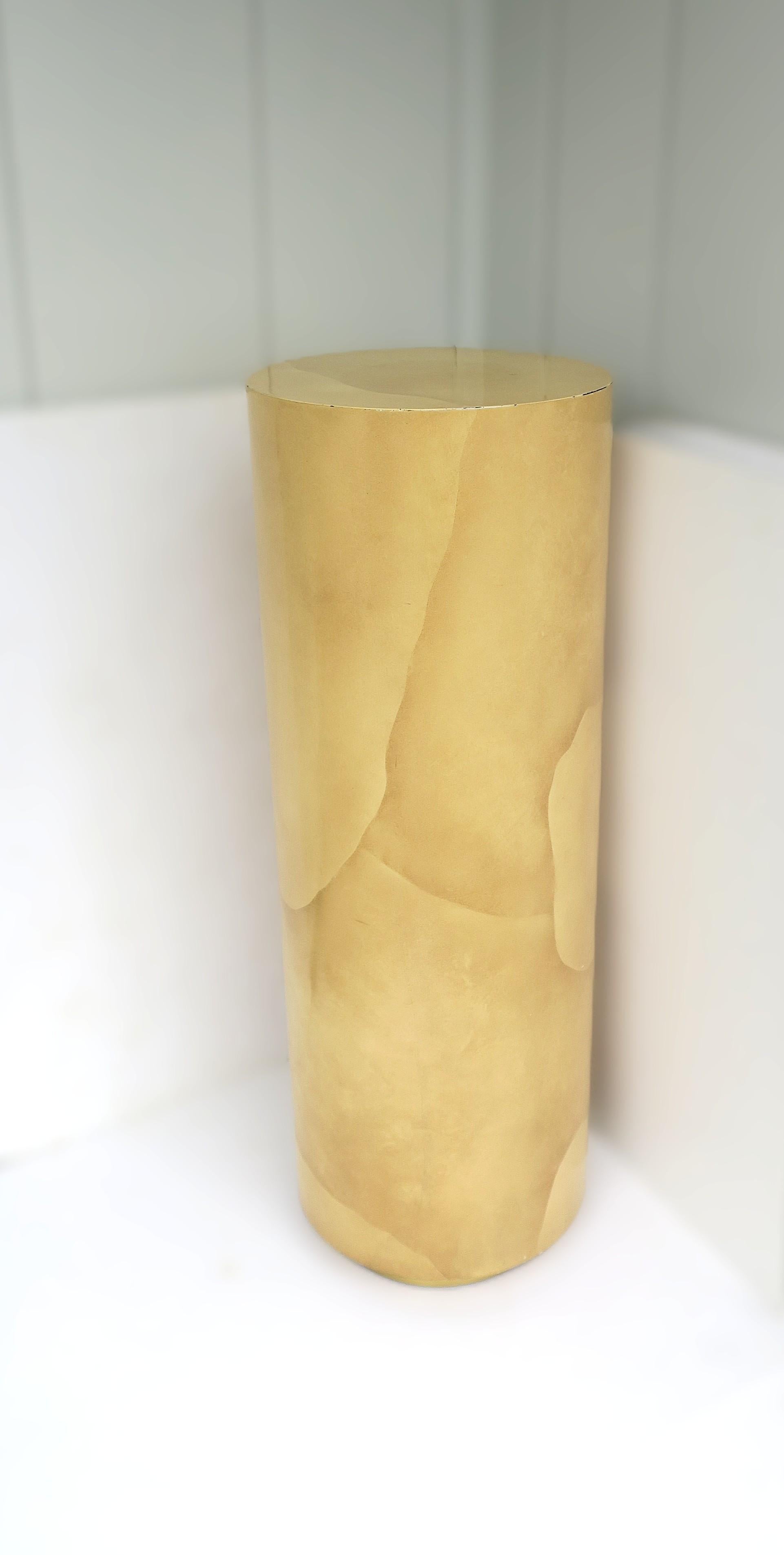 Colonne à piédestal en peau de chèvre Style moderne, circa 1970 Bon état - En vente à New York, NY