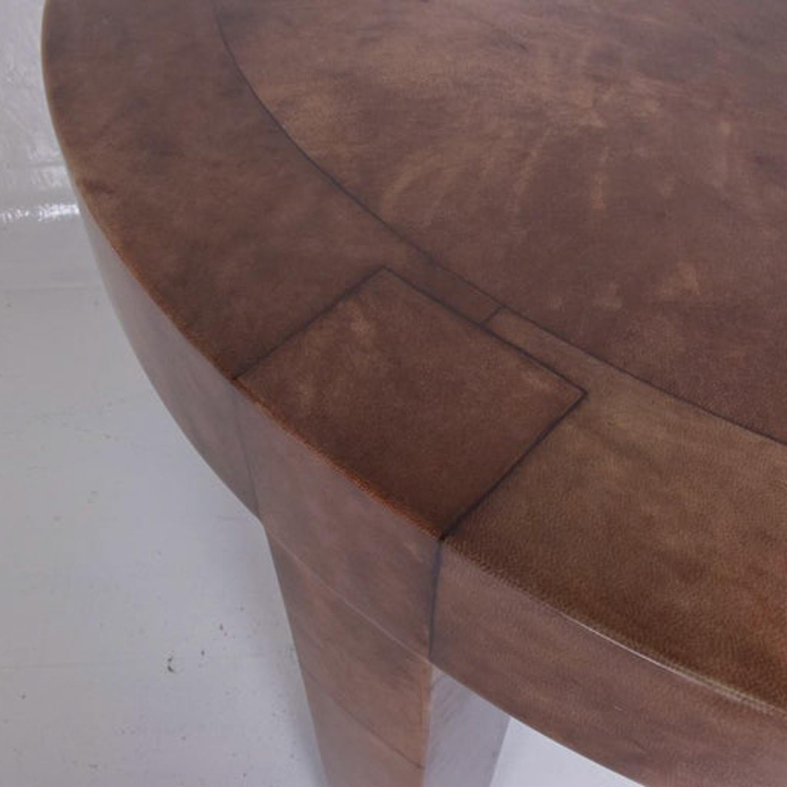 1960s Aldo Tura Dining Table Wrapped Goatskin Italy In Good Condition For Sale In Chula Vista, CA