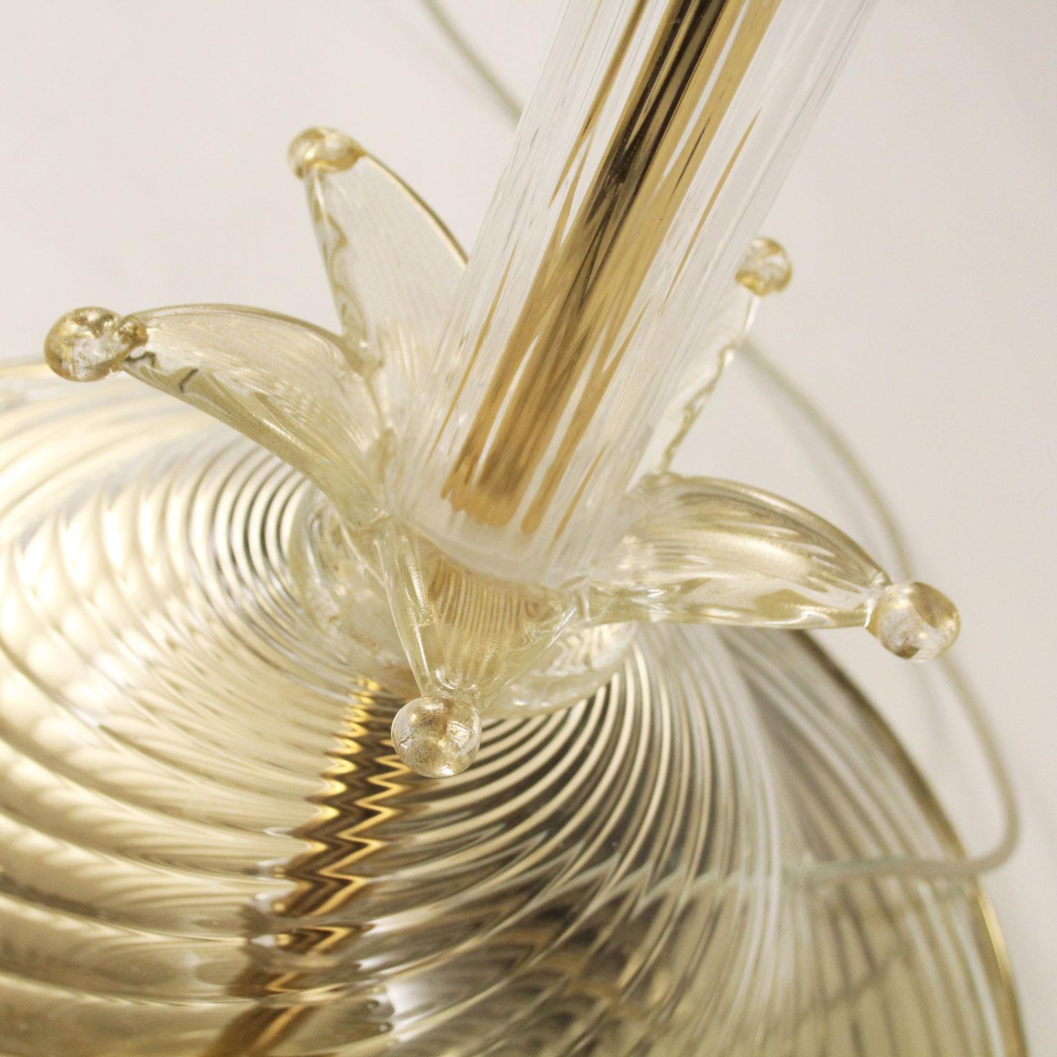 Autre Lampadaire 1 lumière en verre de Murano soufflé transparent à la feuille d'or par Multiforme en vente