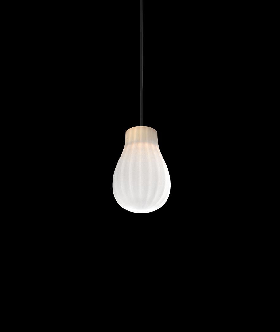 Lampada a sospensione Gocce S1 di Euroluce Lampadari
Dimensioni: Ø 8 x H. 10 cm.
Materiali: Metallo e vetro.

Disponibile in diversi colori. I prezzi possono variare. Tutte le nostre lampade possono essere cablate a seconda del Paese. Se viene