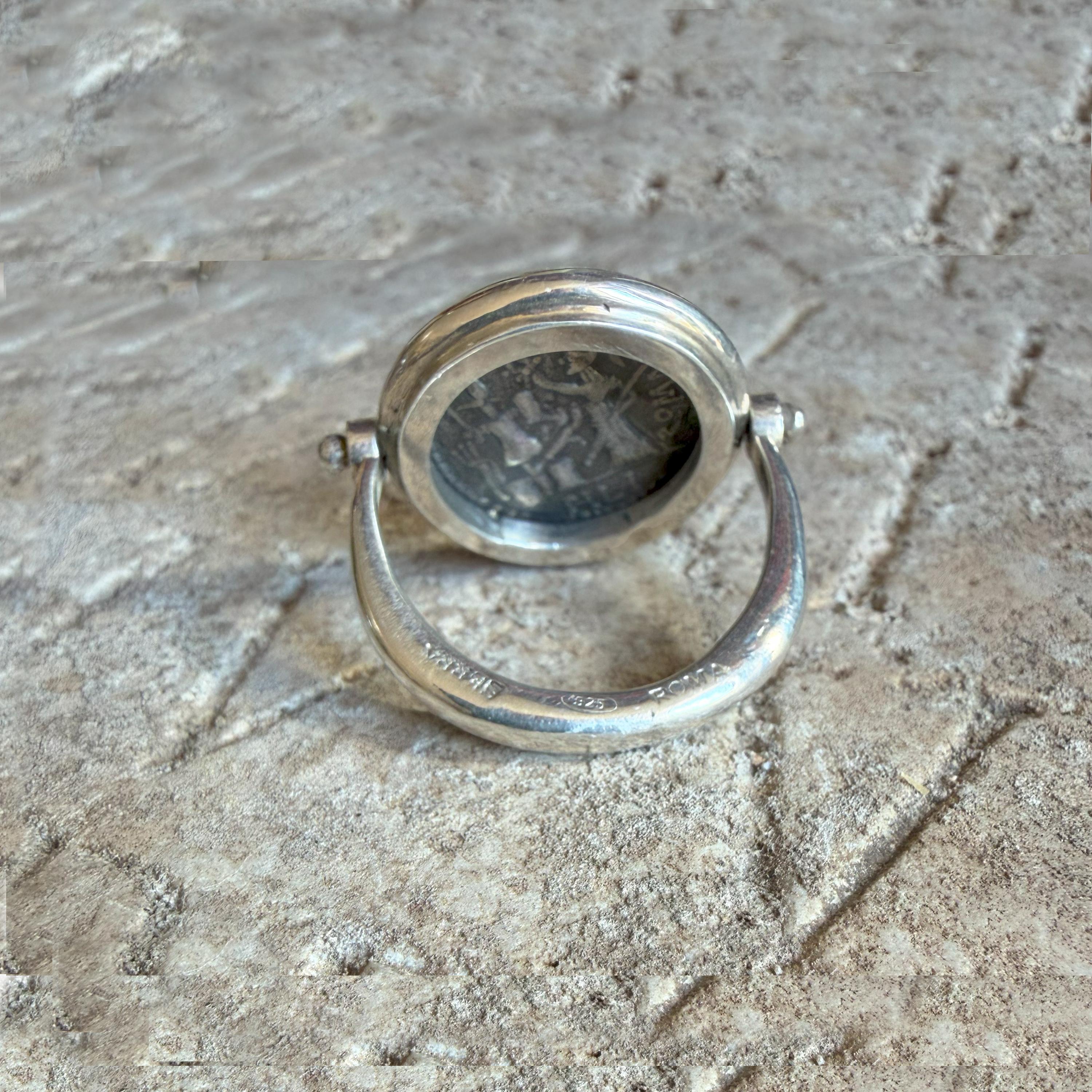 DIEU JANUS Véritable pièce de monnaie romaine antique 2ème siècle. A Silver Silver en vente 1