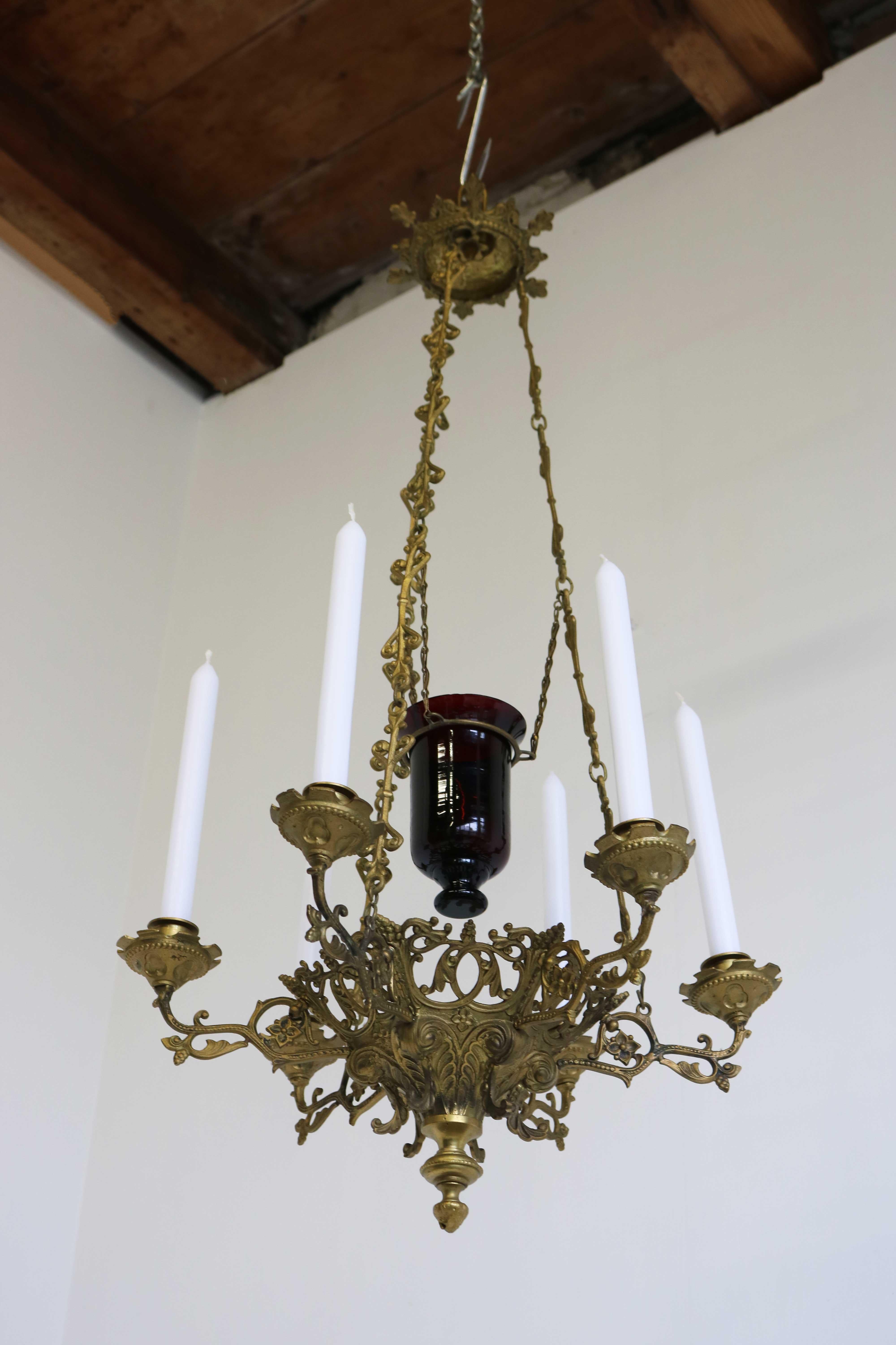 Fait main Lampe de Dieu / Lustre d'église en laiton Début du 20e siècle Lampe de sanctuaire Art Nouveau en vente
