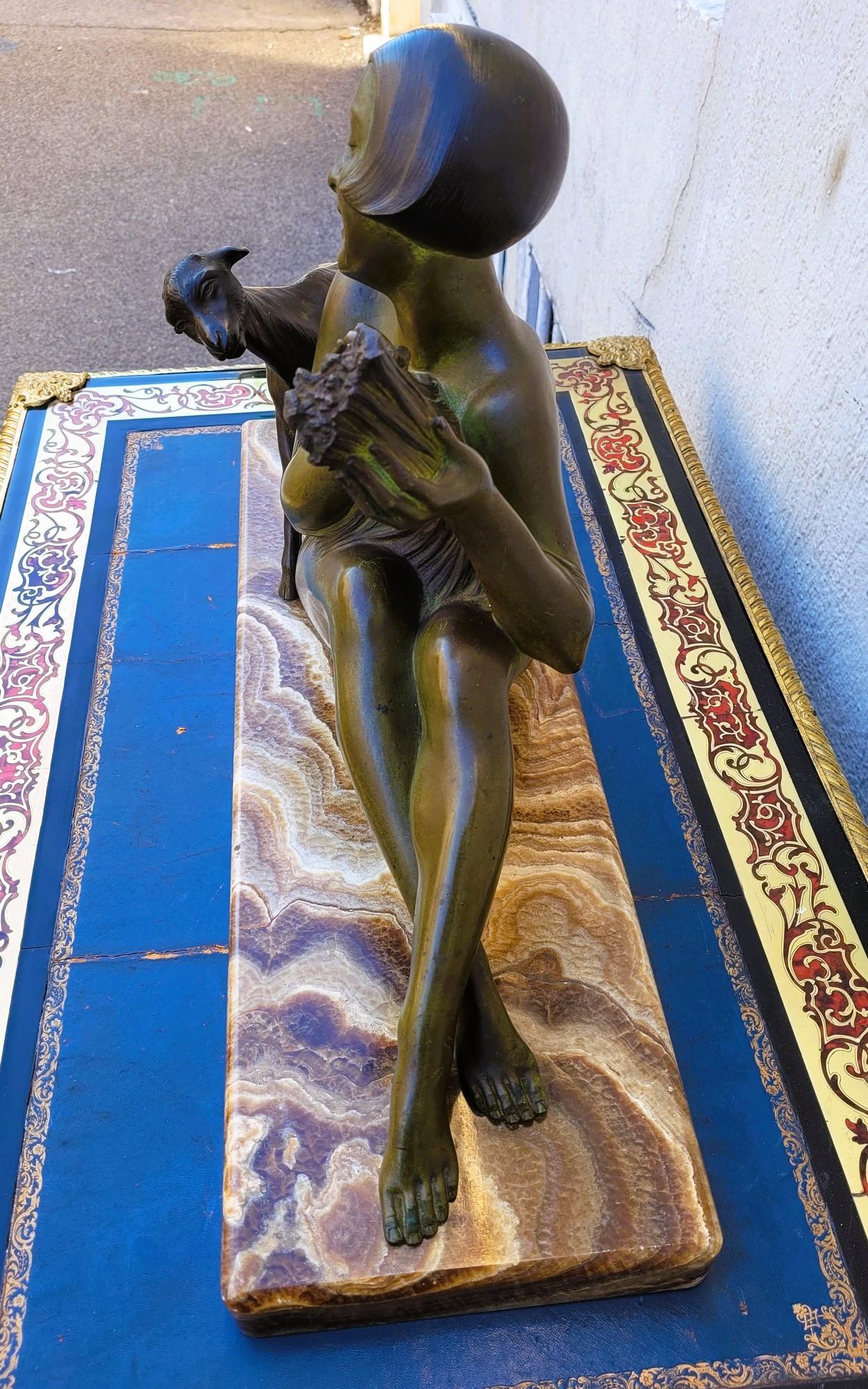 Godard, Woman And Lamb, Art Deco Bronze, 20th Century For Sale 4