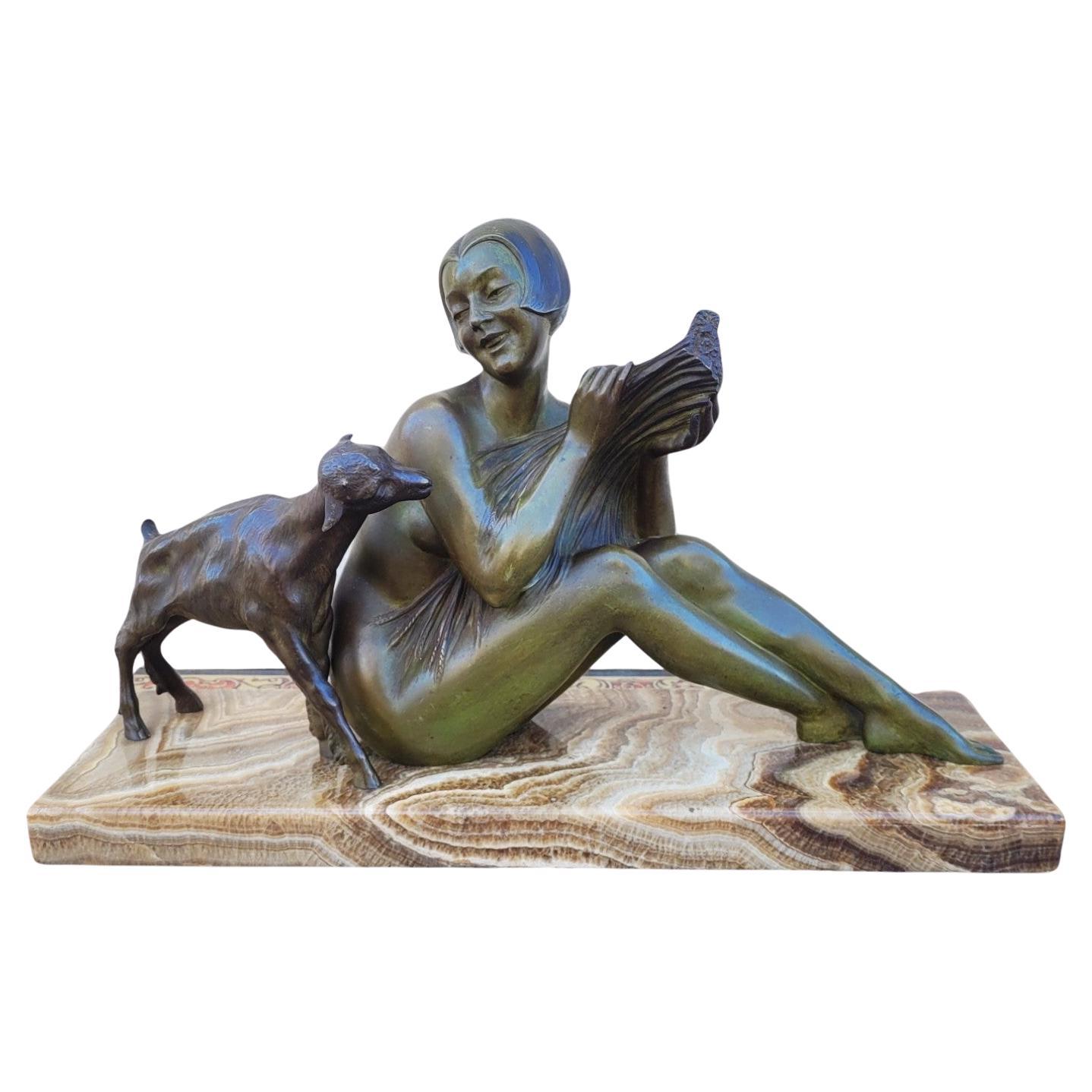 Godard, Frau und Lamm, Art-Déco-Bronze, 20. Jahrhundert