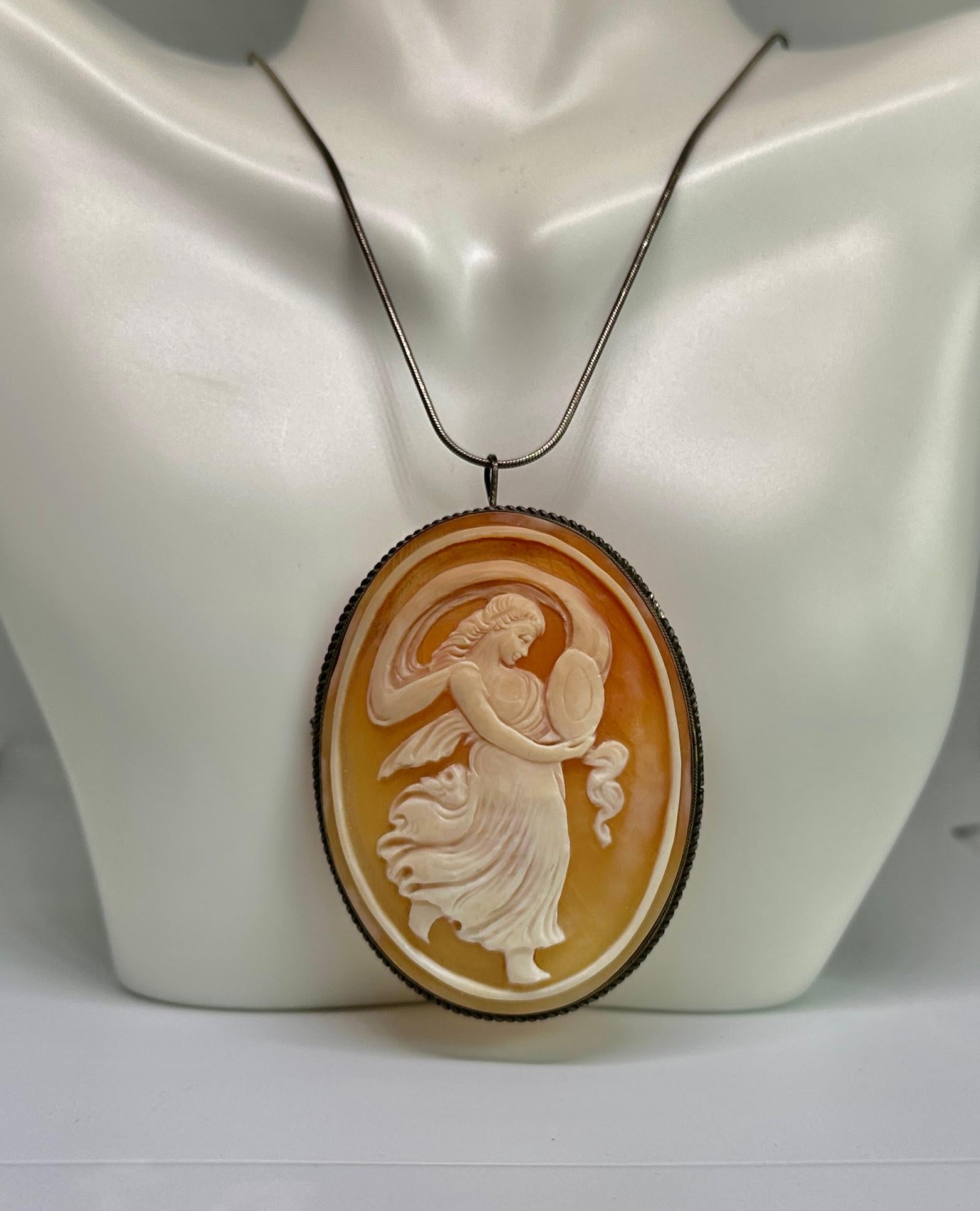 Goddess Cameo Pendant Brooch Necklace Silver Classical Antique 2.5 Inches In Excellent Condition For Sale In New York, NY