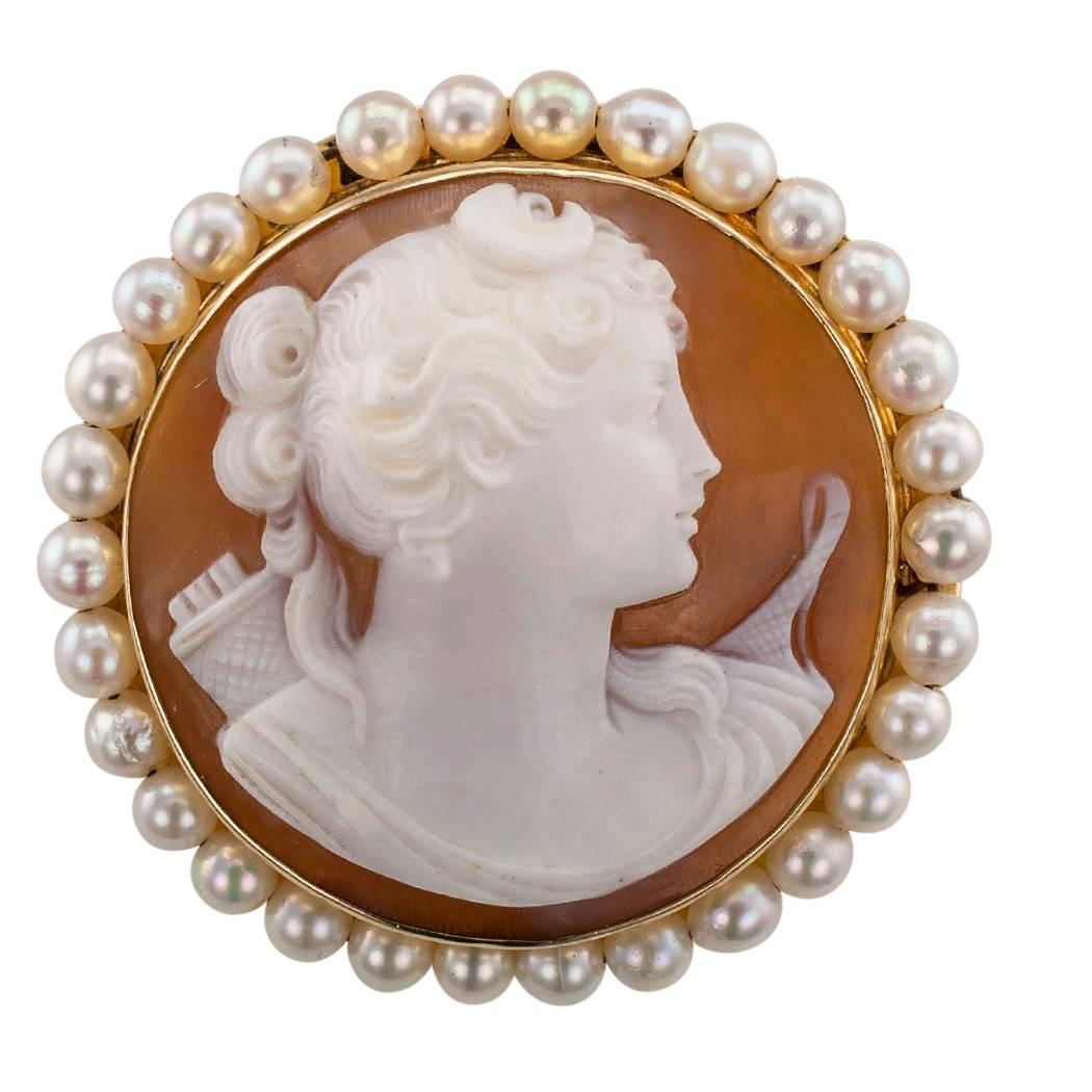 Goddess Diana 1930s Shell Cameo Brooch Pendant Gold Pearls