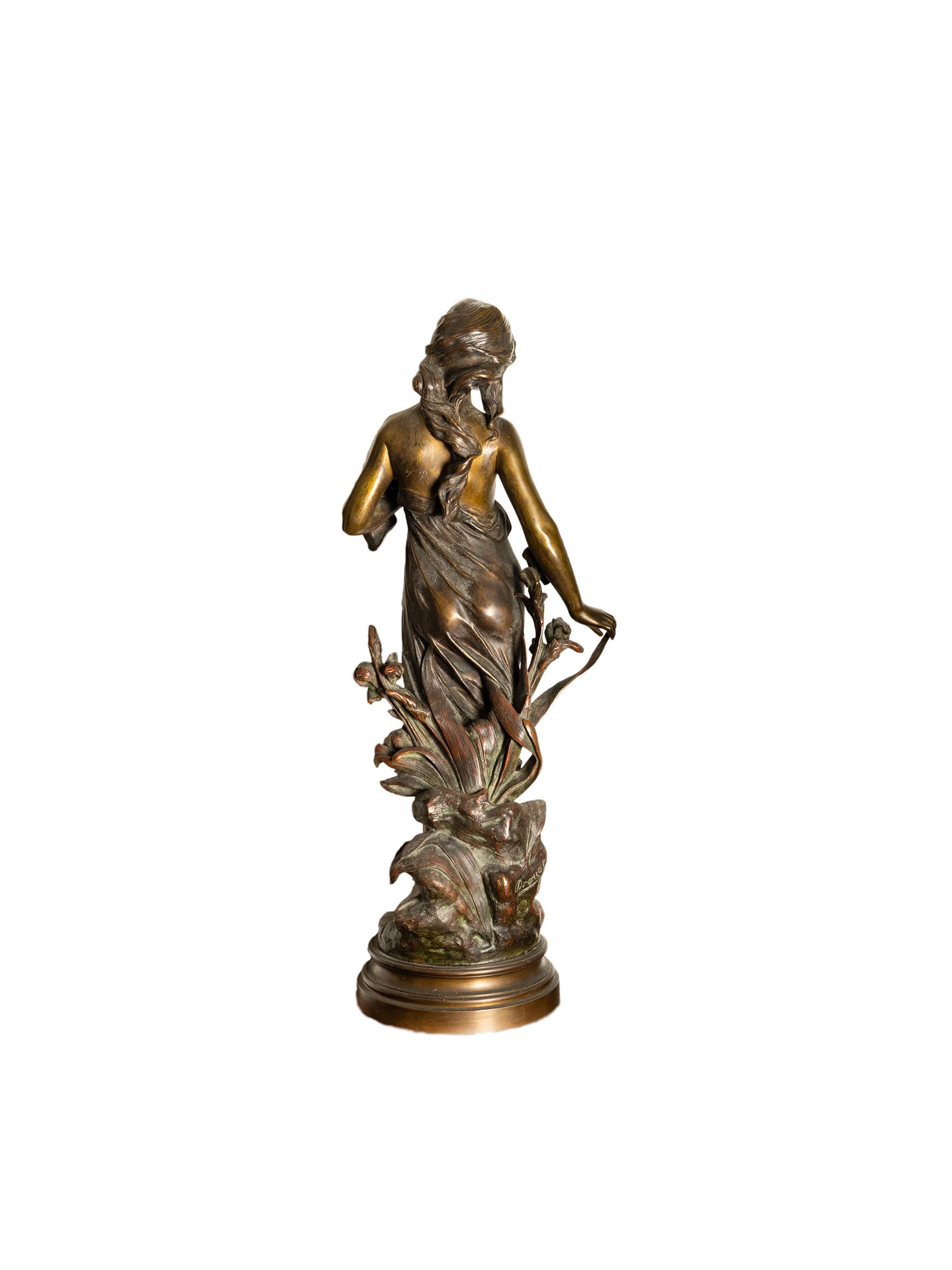 Napoléon III Sculpture en bronze de la déesse Diane par Edouard Drouot, 19ème siècle en vente