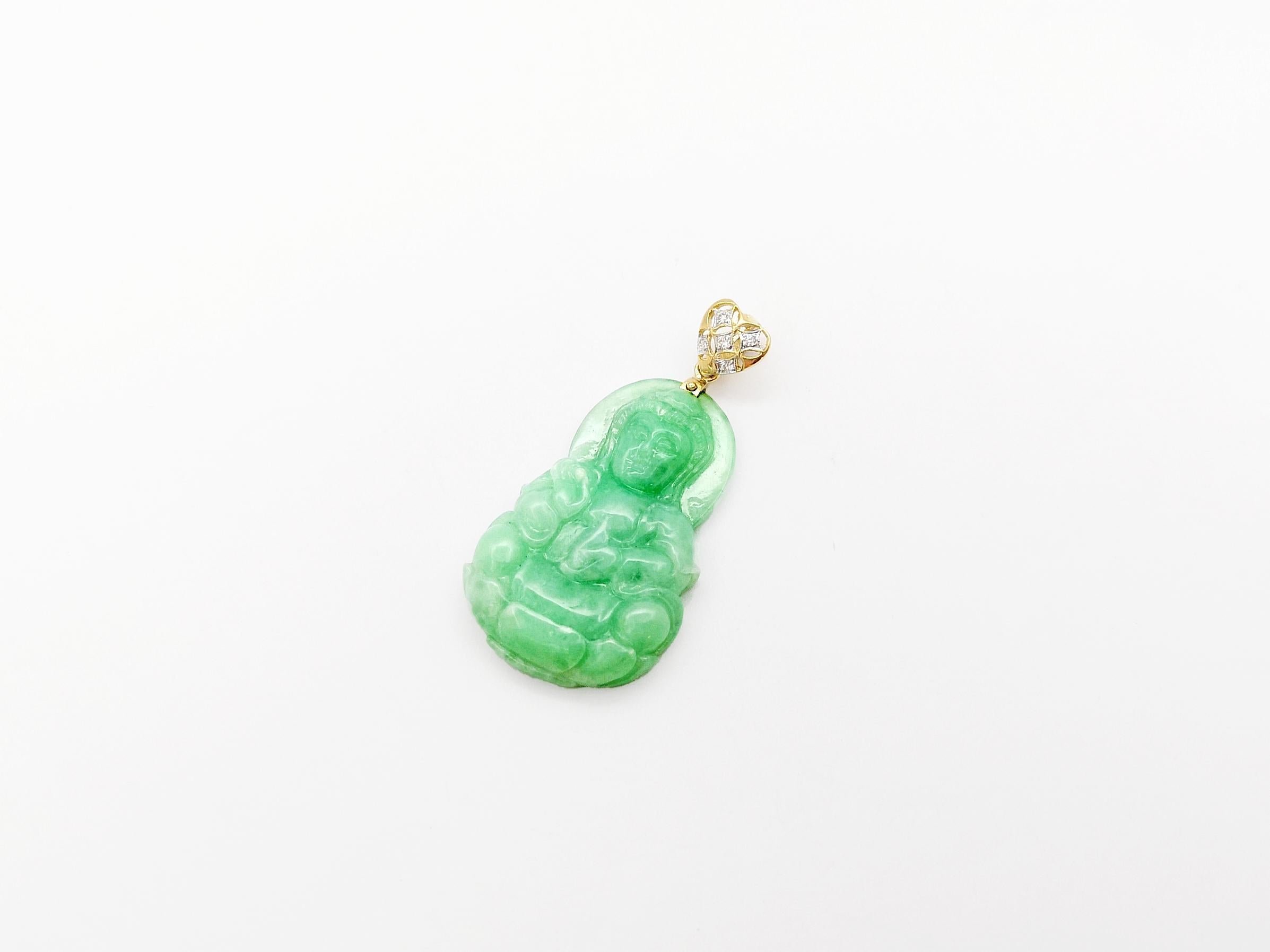 Contemporary Goddess of Mercy Carved Jade with Diamond Pendant set in 18K Gold Settings For Sale