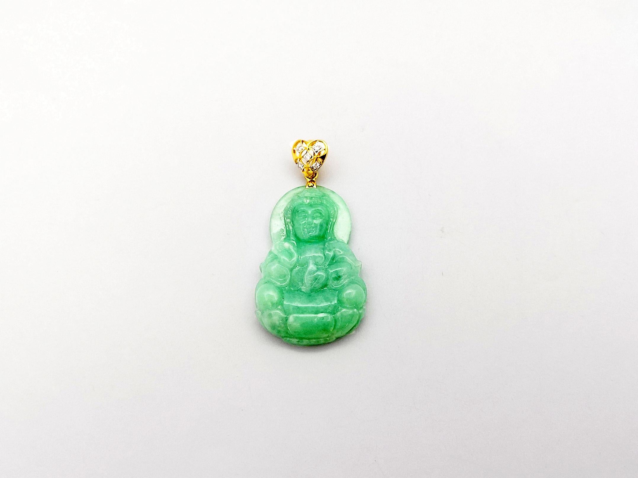 Mixed Cut Goddess of Mercy Carved Jade with Diamond Pendant set in 18K Gold Settings For Sale