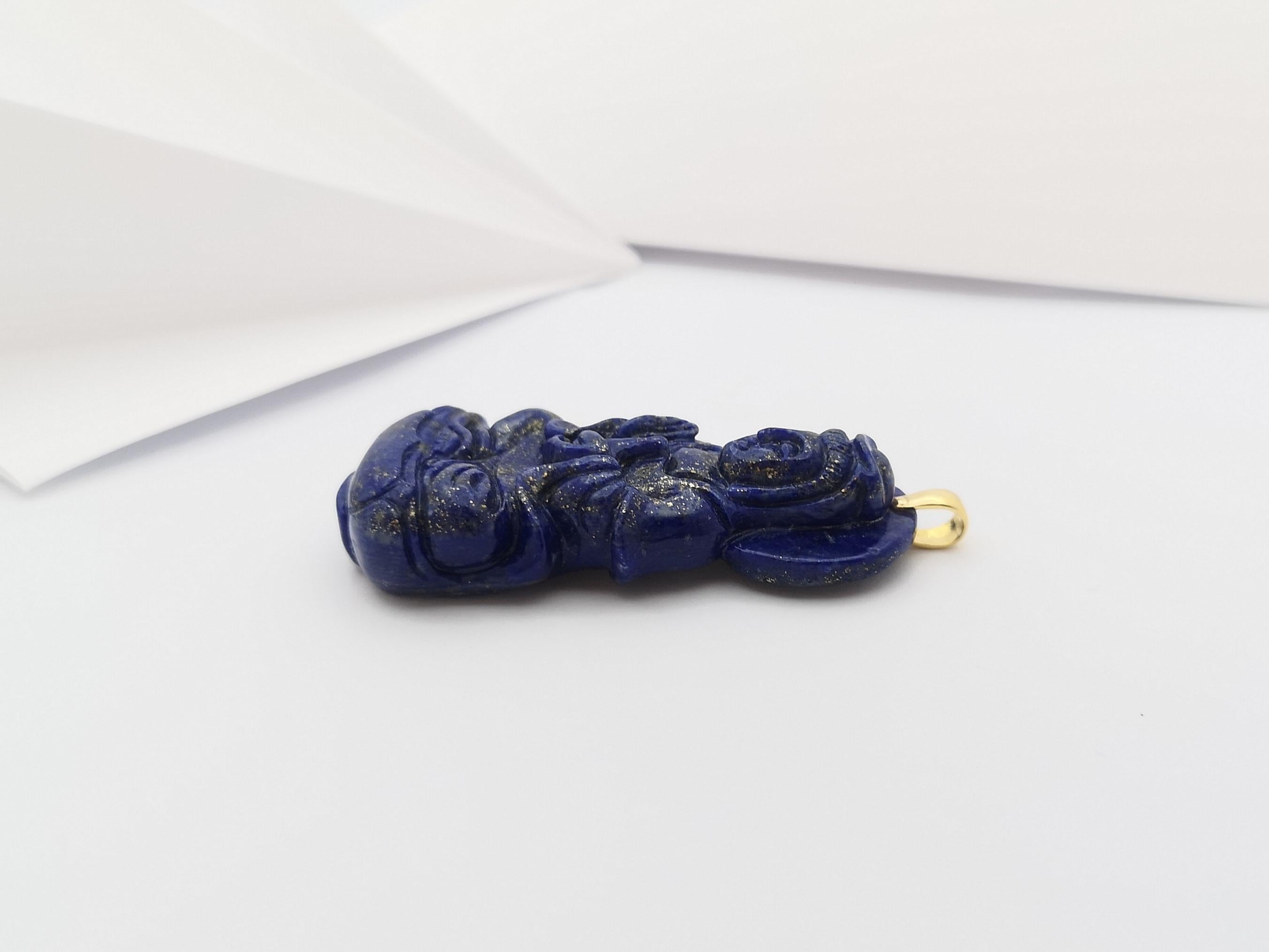 Pendentif en or 18 carats serti d'une déesse de la misère en Lapiz Lazuli sculptée en vente 6