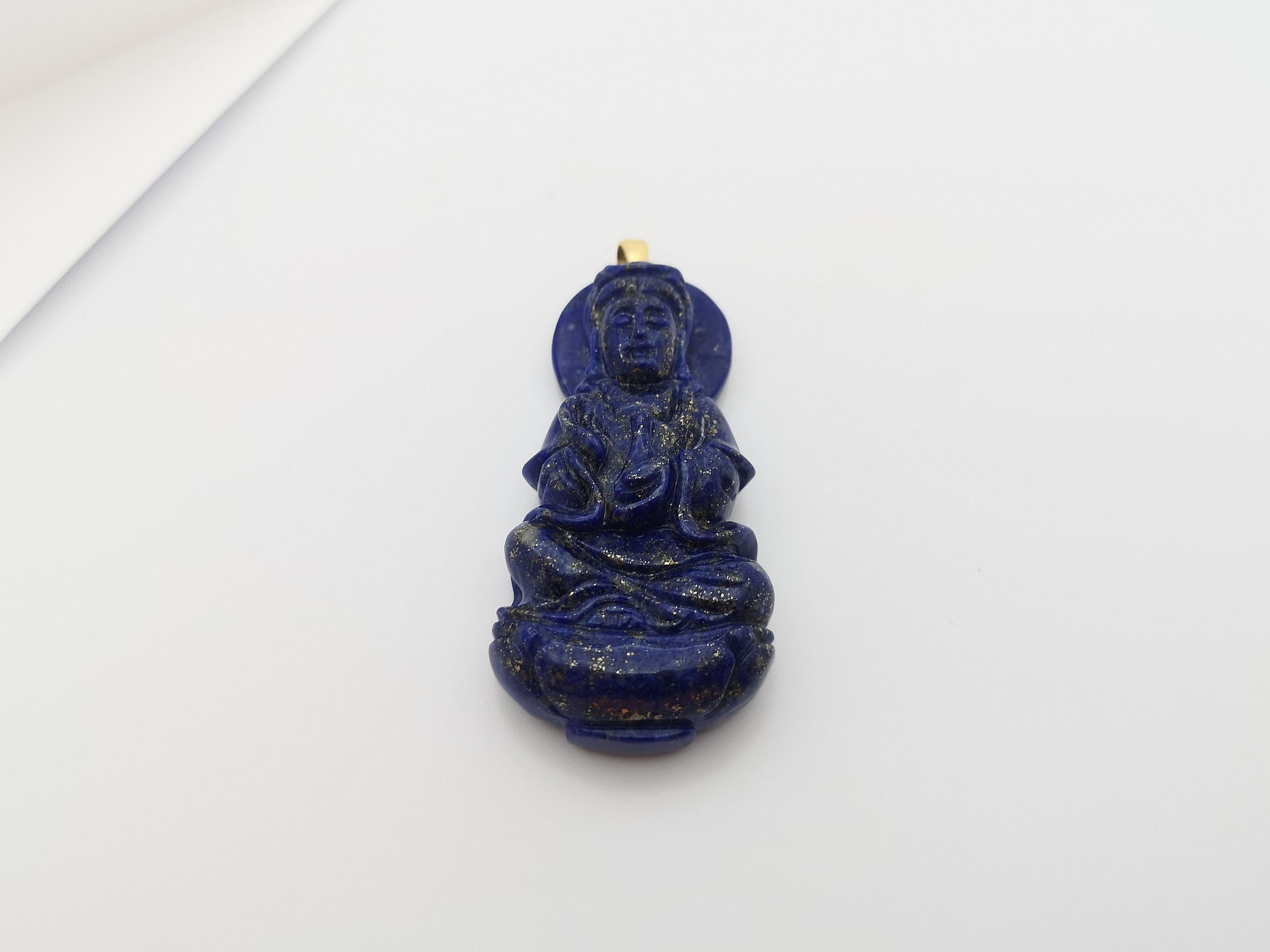 Pendentif en or 18 carats serti d'une déesse de la misère en Lapiz Lazuli sculptée en vente 2