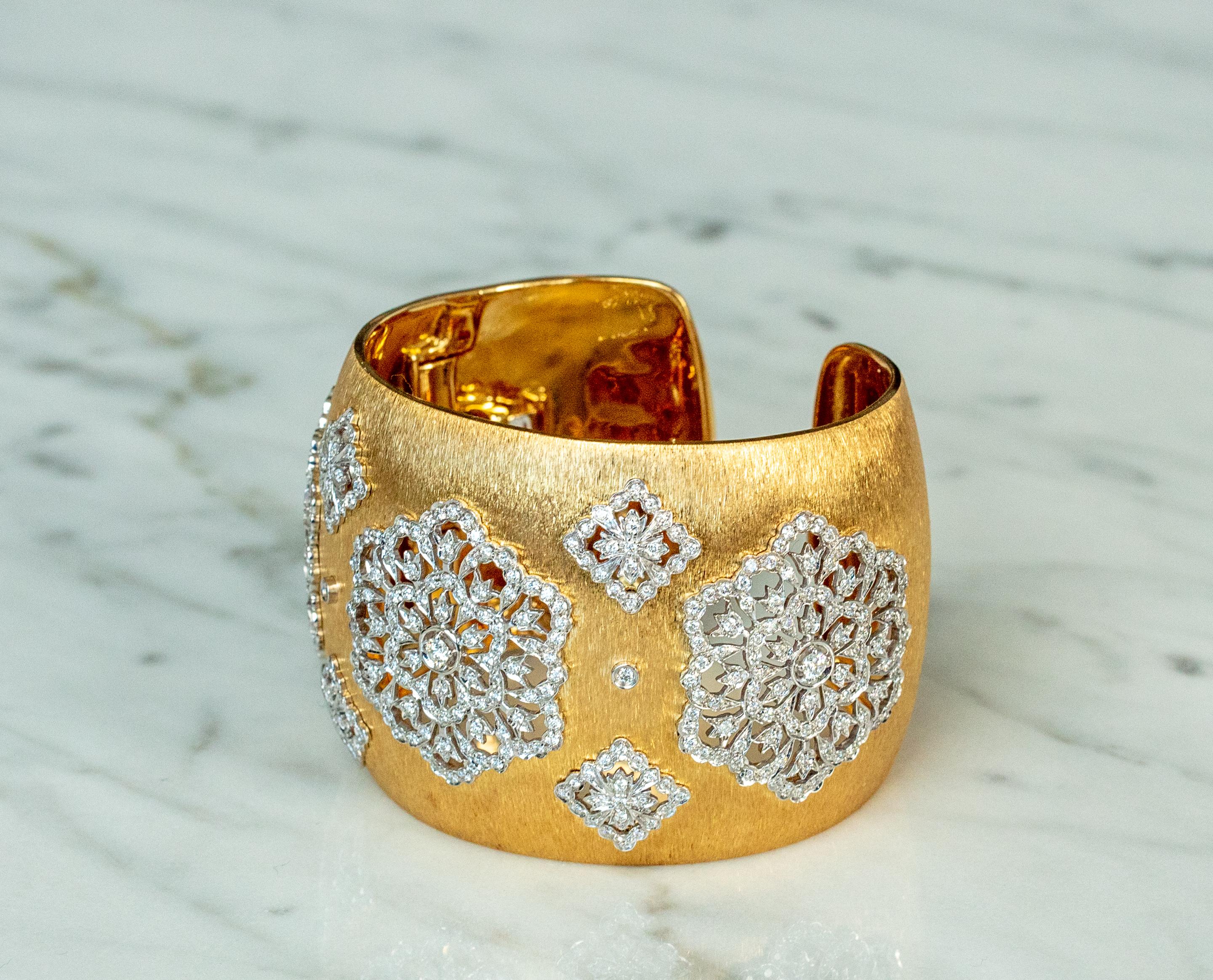 Die Göttin Prime, Manschettenarmband mit Diamanten und Gold in florentinischer Ausführung, nur ein Stück 9