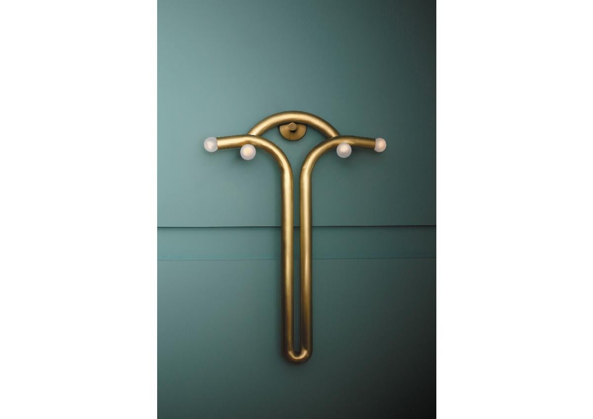 Goddess Sconce in Brass by Paul Matter In New Condition For Sale In Pireaus-Athens, Greece