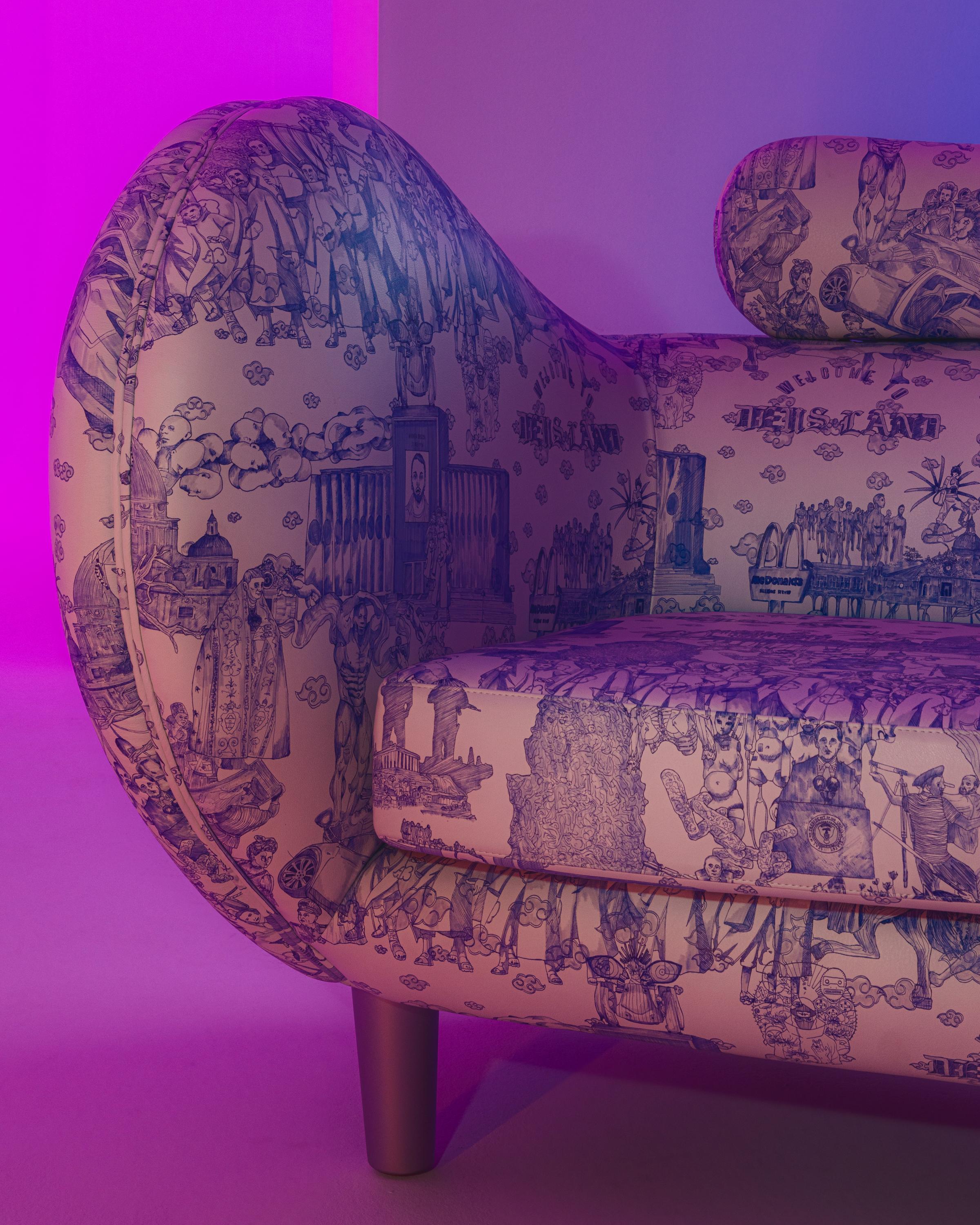 Godia Toile De Jouy by Andrea Grossi for Delvis Unlimited Print White Leather For Sale 4