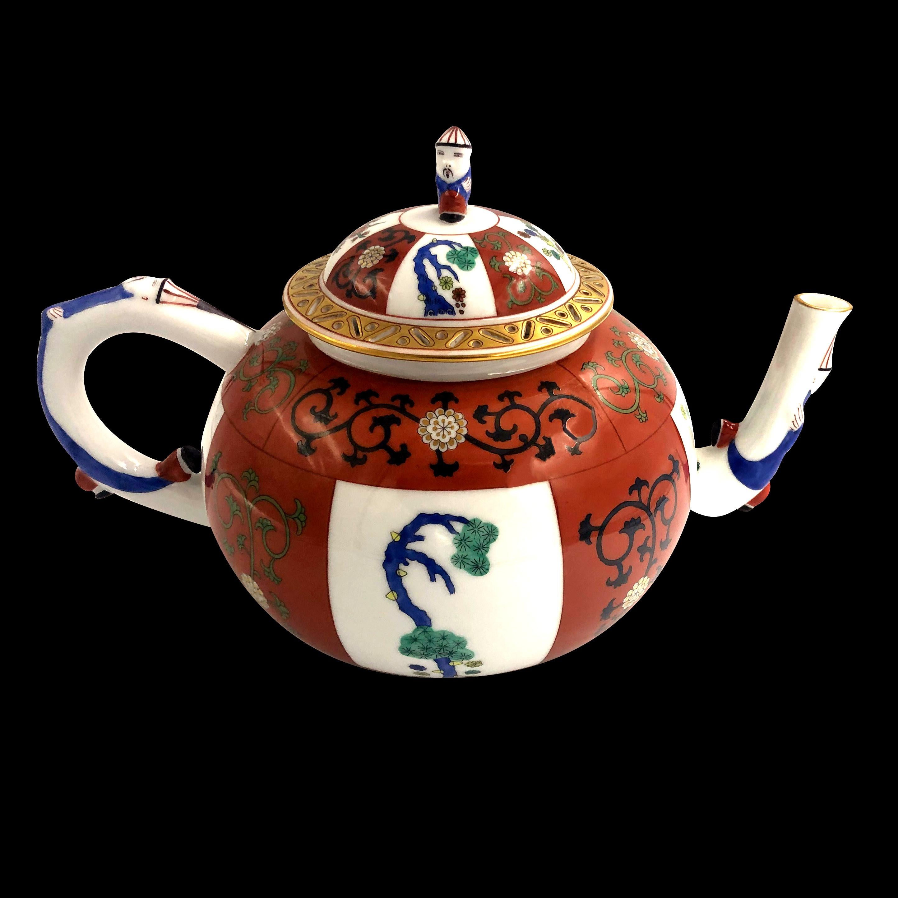 Godollo Tea Set in Herend Porcelain for Famous Queen Elizabeth 2