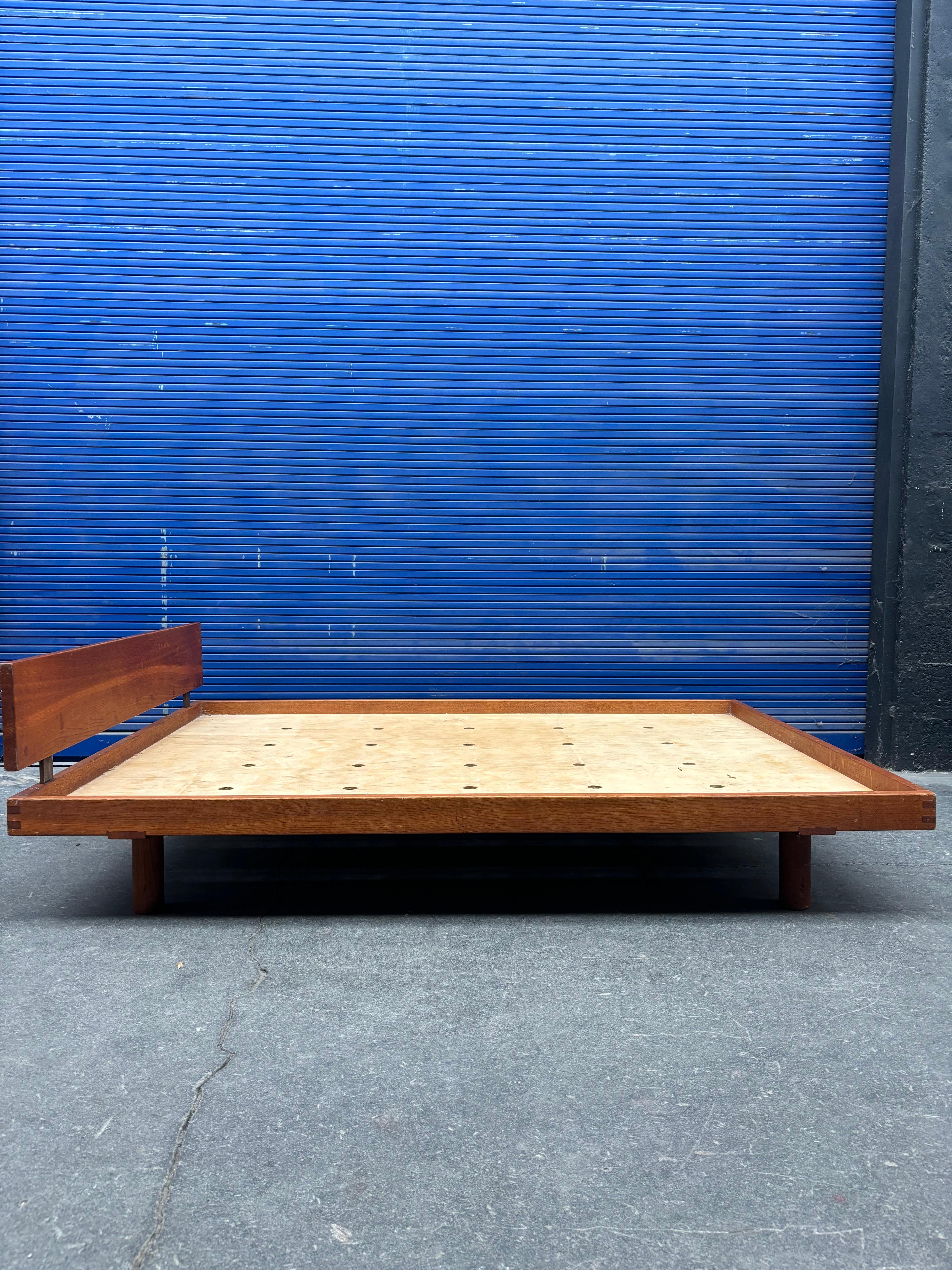 Lit double dit Godot ou L01 