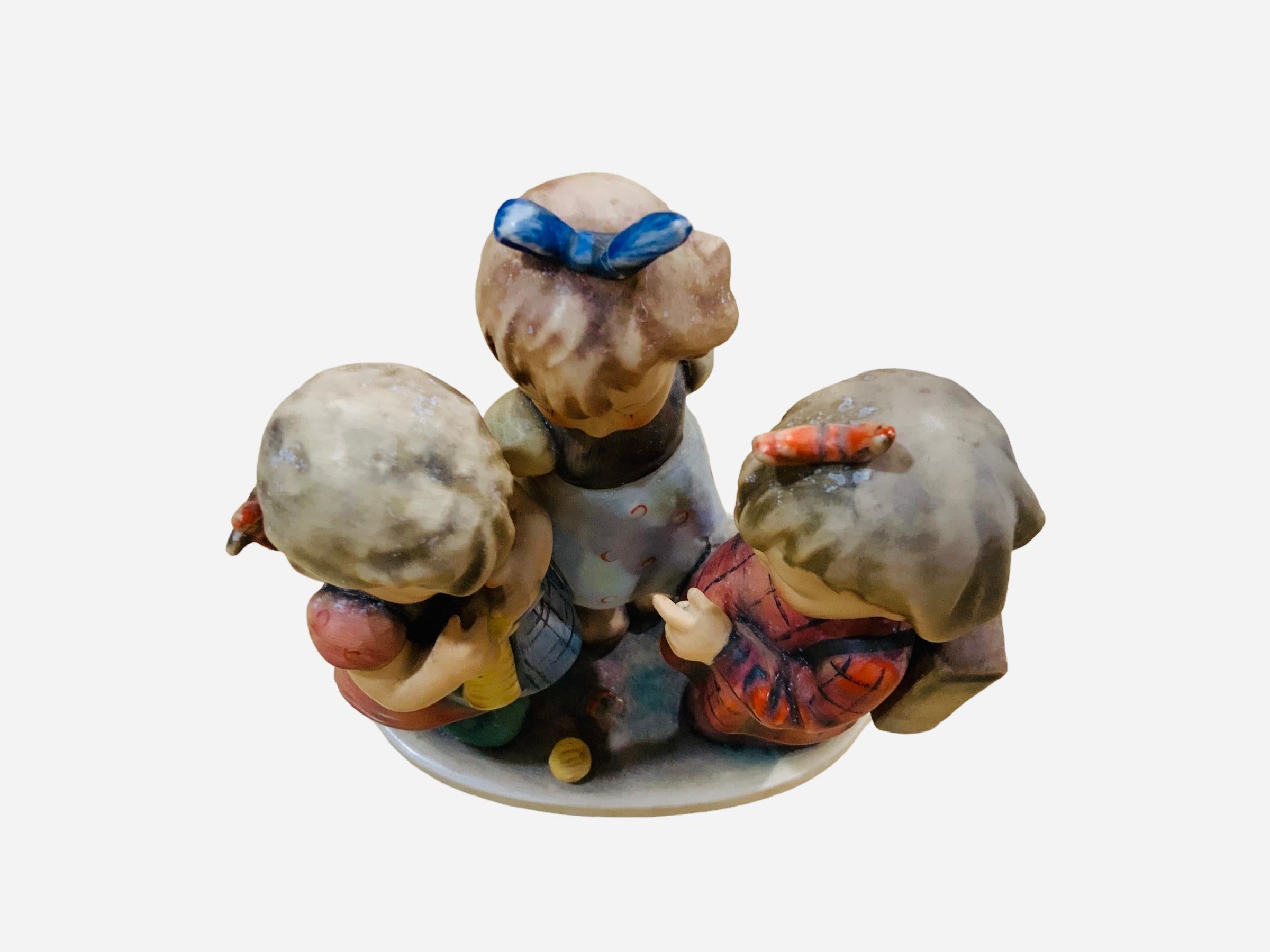 Romantic Goebel Company Hummel Porcelain Group Figurines “School Girls” For Sale