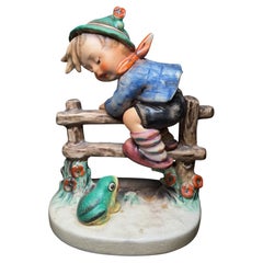 A&M. I+I. Figurine en porcelaine "Retreat to Safety" de Hummel
