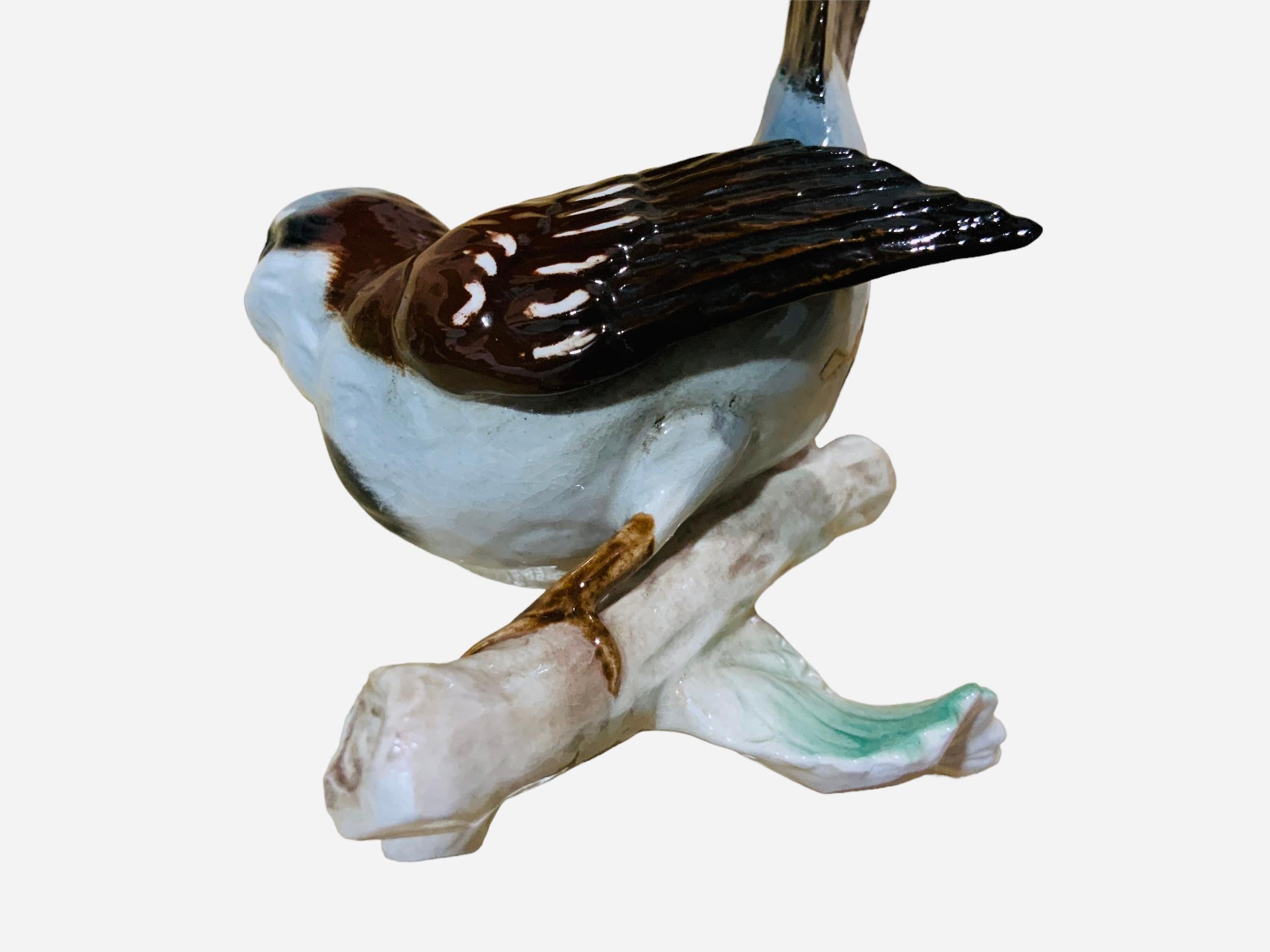 Goebel Porcelain Hand Painted Bird Figurine of a House Sparrow In Good Condition For Sale In Guaynabo, PR