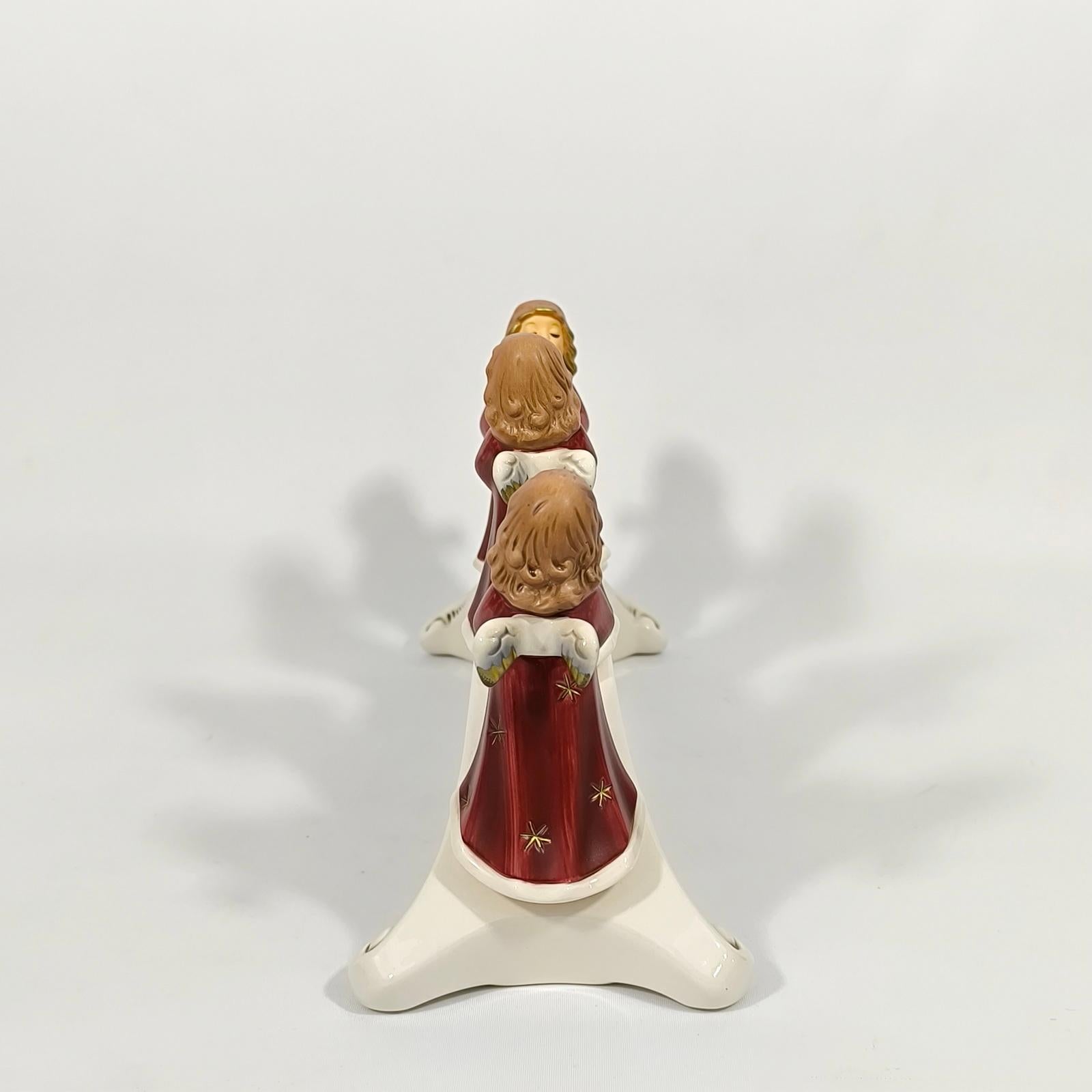 Fin du 20e siècle Goebel, Allemagne de l'Ouest, bougeoir adventiste avec anges en porcelaine, daté de 1971 en vente