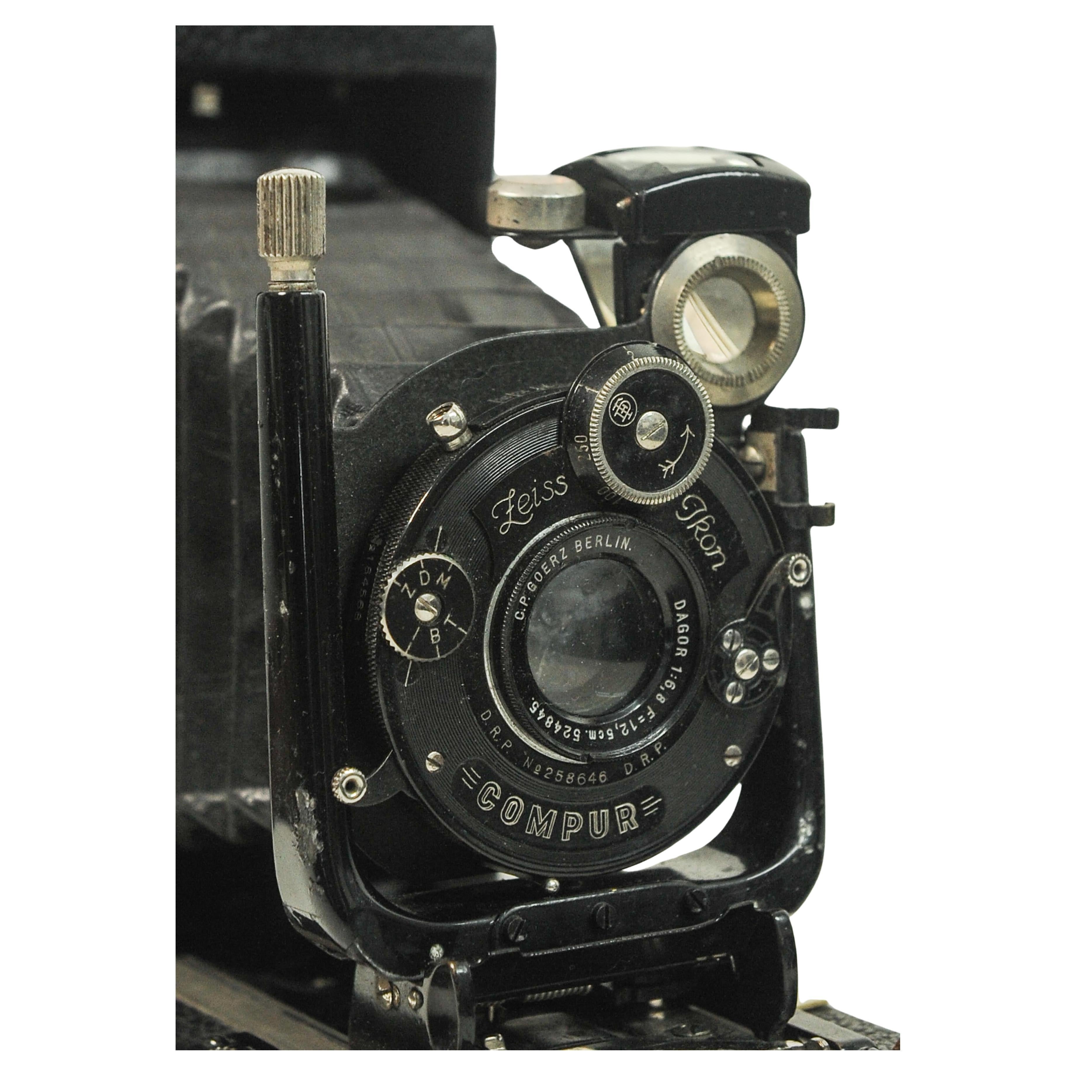 Goerz Tenax Folding Medium Format Rollfilm mit einem Zeiss Ikon Compur mit C.P.G. (20. Jahrhundert) im Angebot