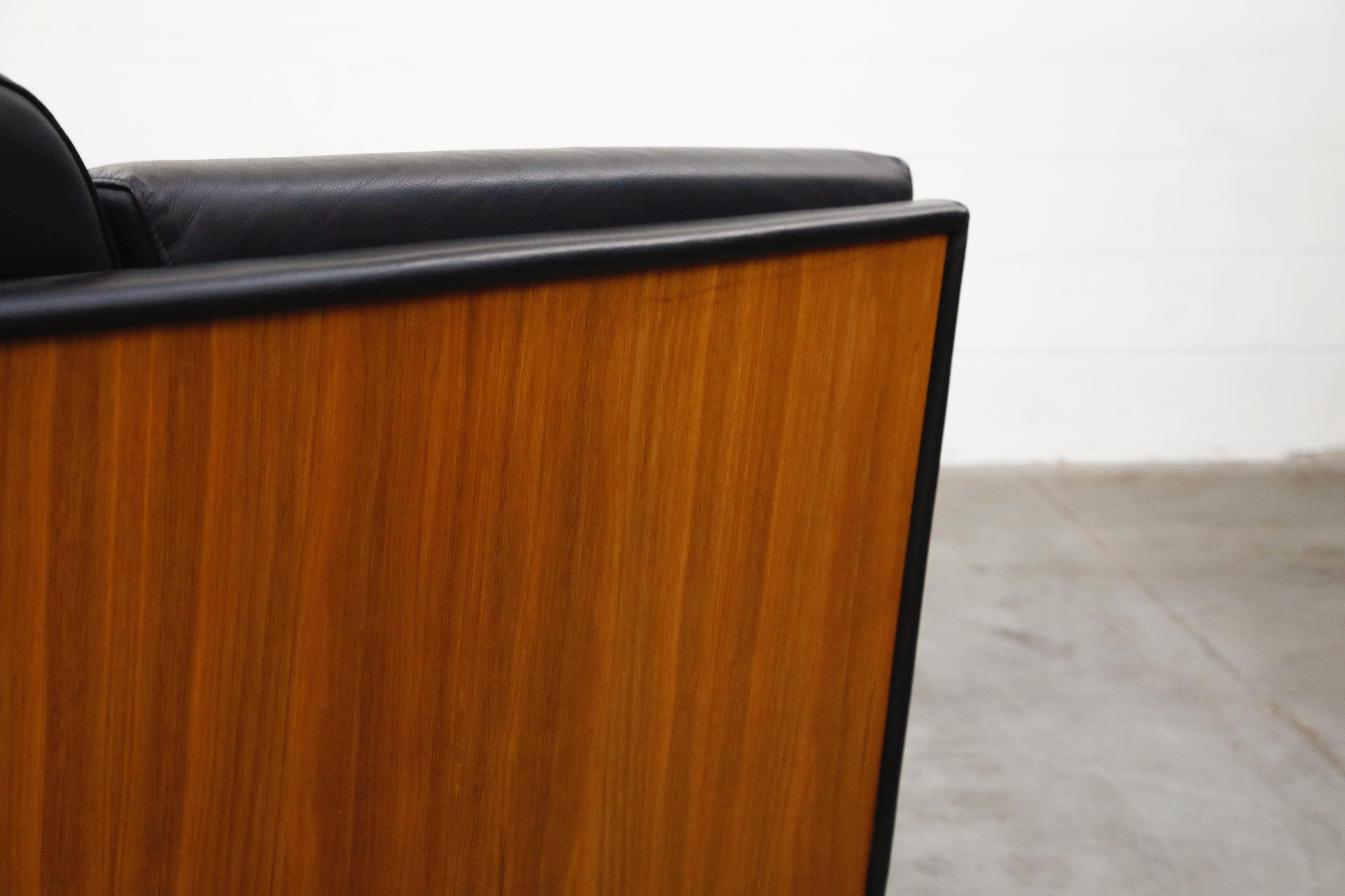 Goetz Sofa by Mark Goetz for Herman Miller in Walnut and Black Leather, Signed 10