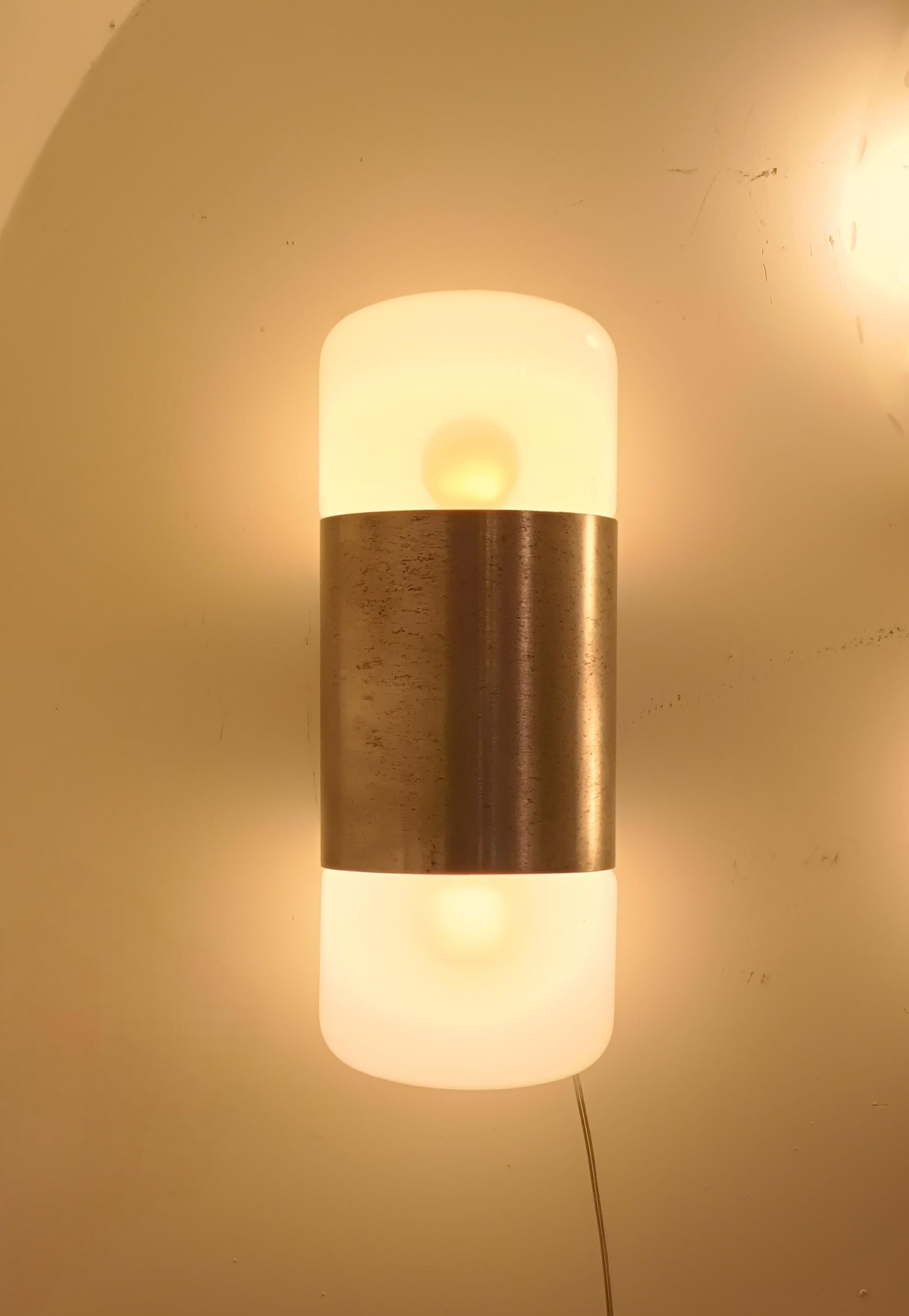 Mid-Century Modern Goffredo Reggiani Attribut. Lampe murale de l'ère spatiale, Italie, 1970 en vente